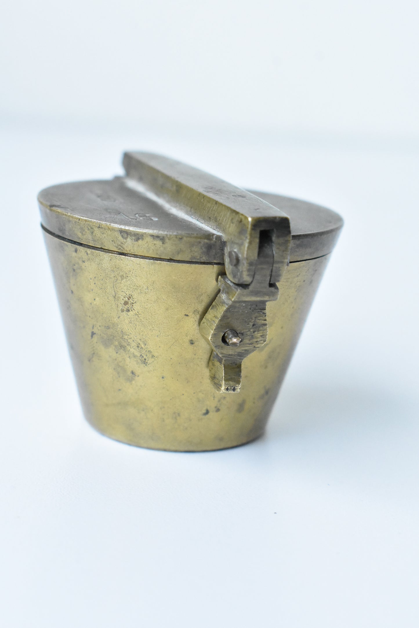 Vintage set of gold weights