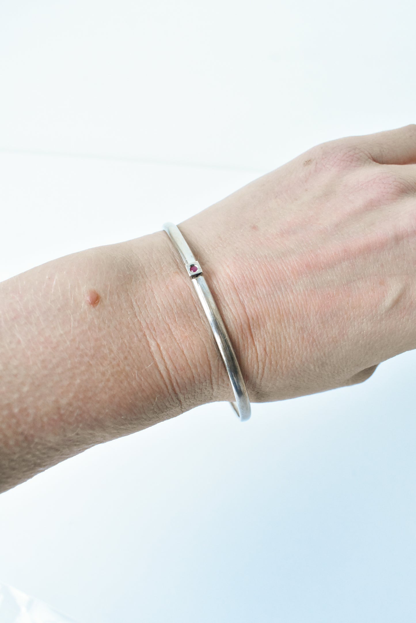 Elle 925 silver + ruby bracelet