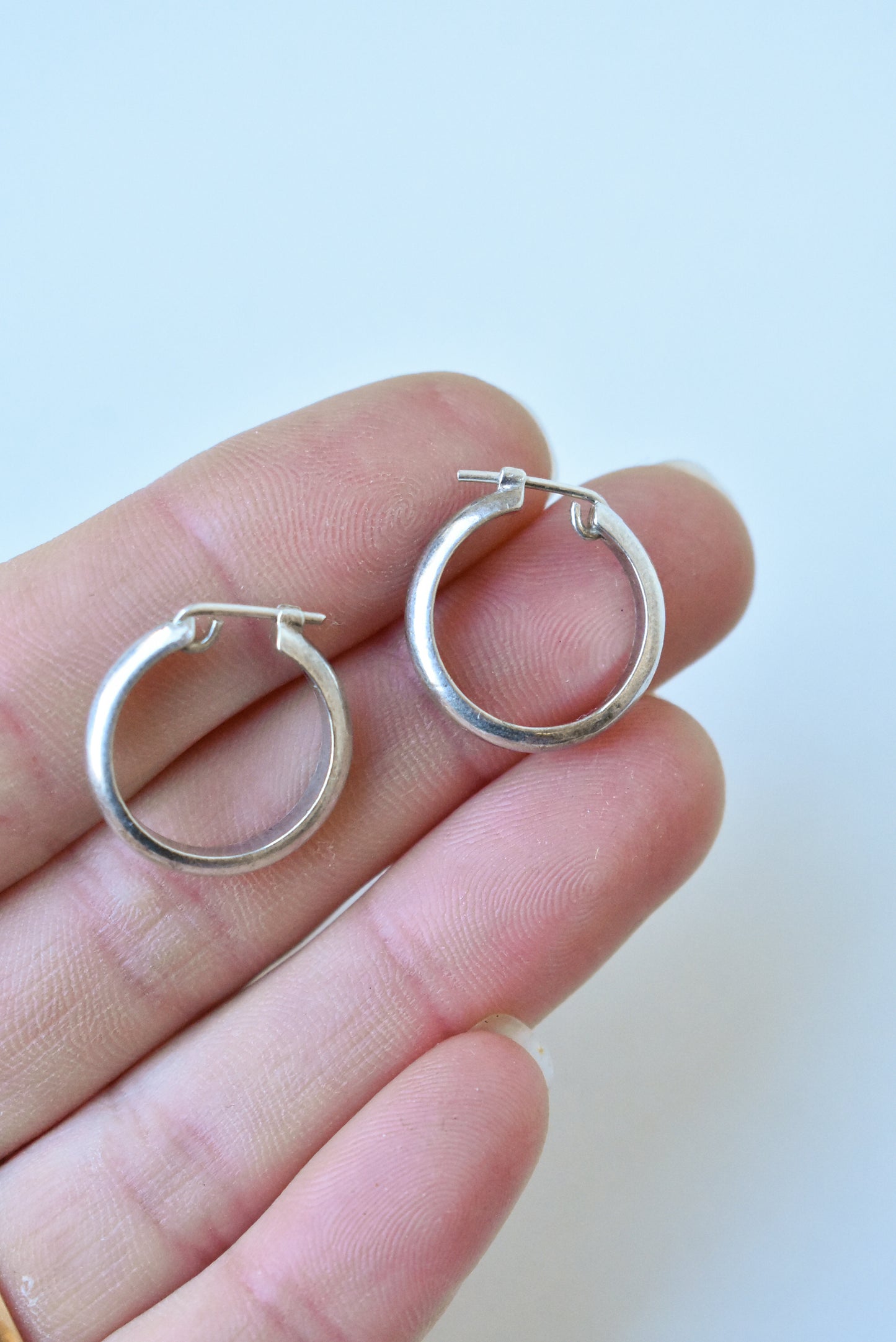 Sterling silver small hoop earrings