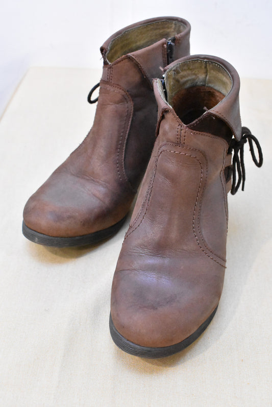 Yo Kono leather ankle boots, 37