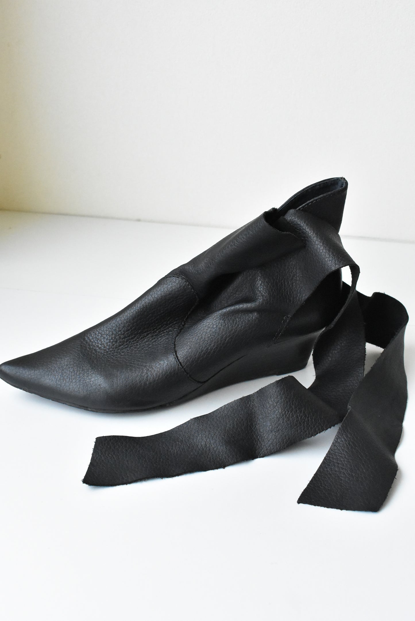 Dumond leather black boots, size 39