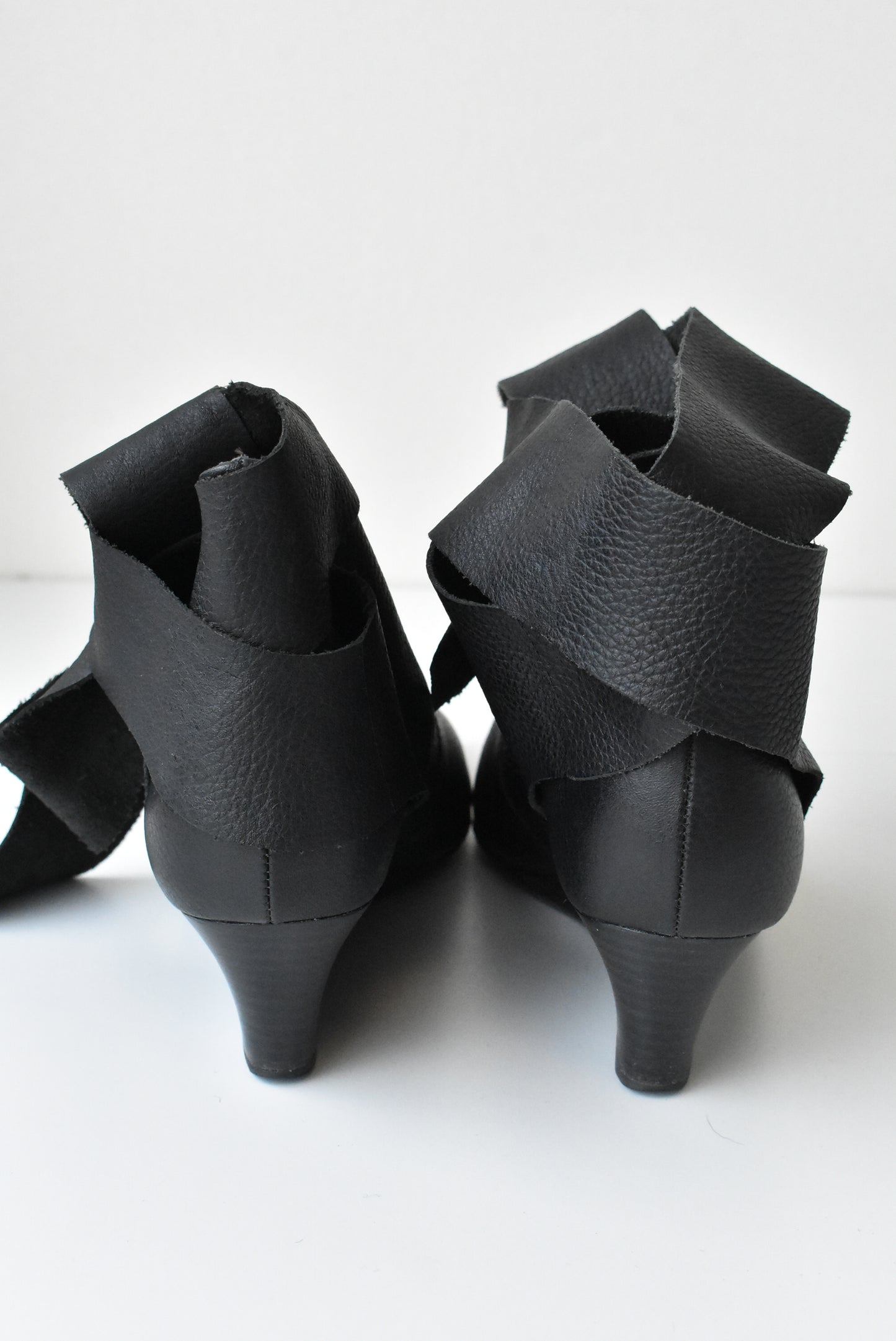 Dumond leather black boots, size 39