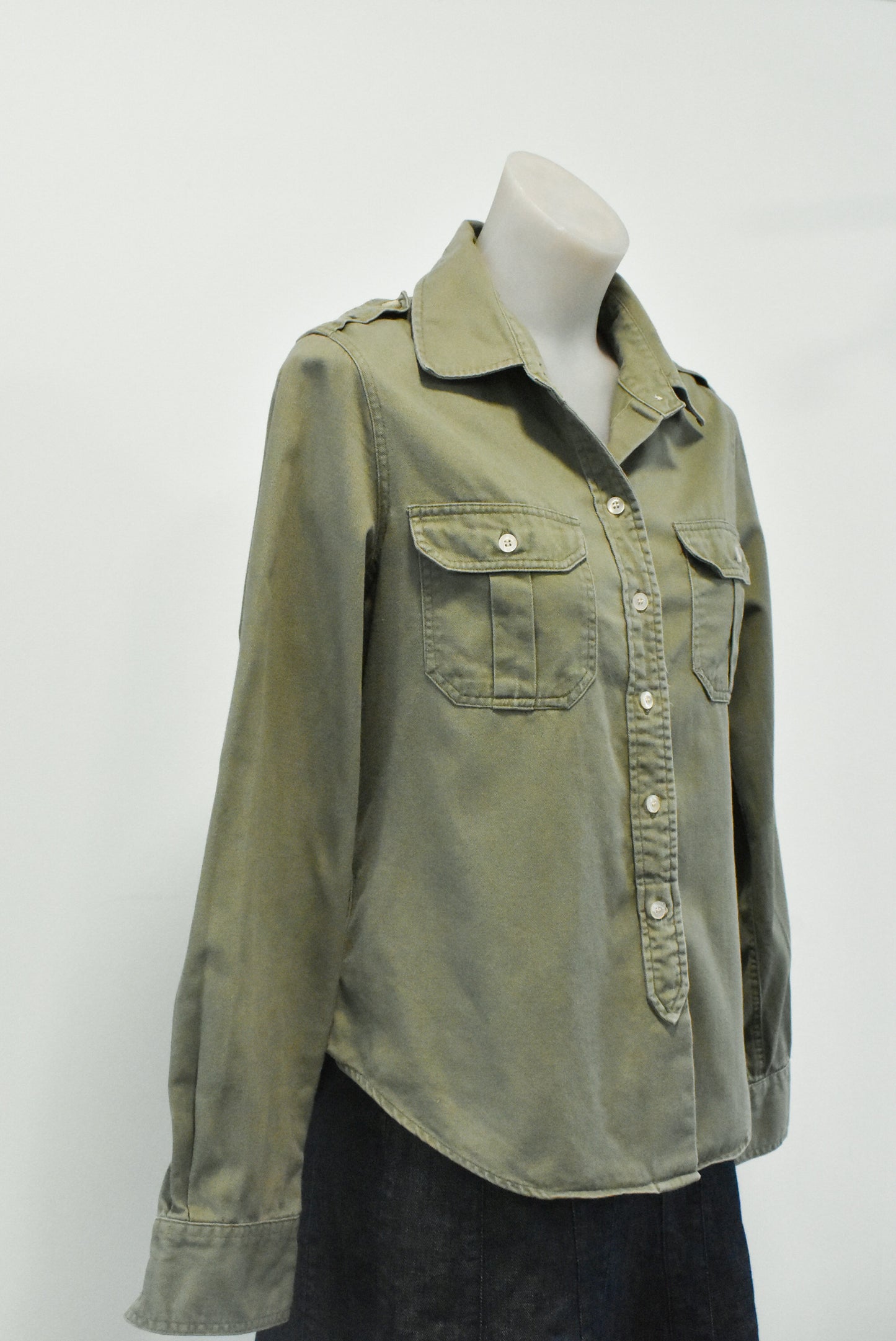 Army green shirt L