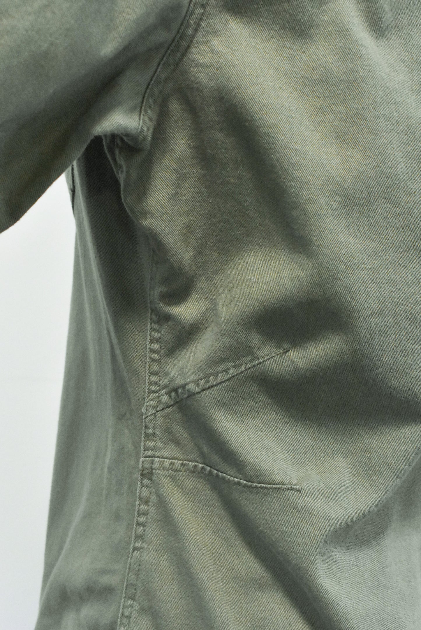 Army green shirt L