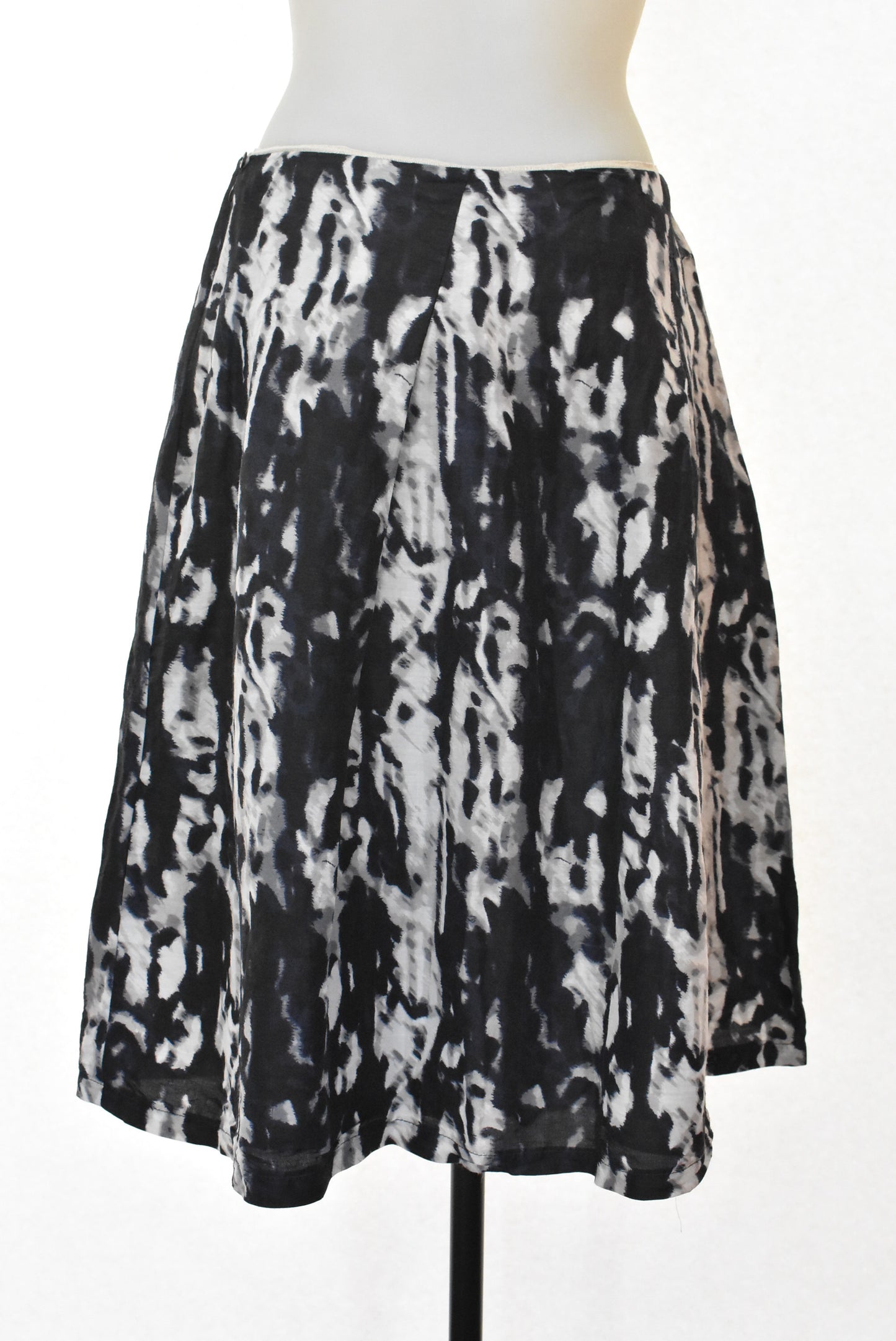 Veronika Maine linen & silk blend skirt, 10