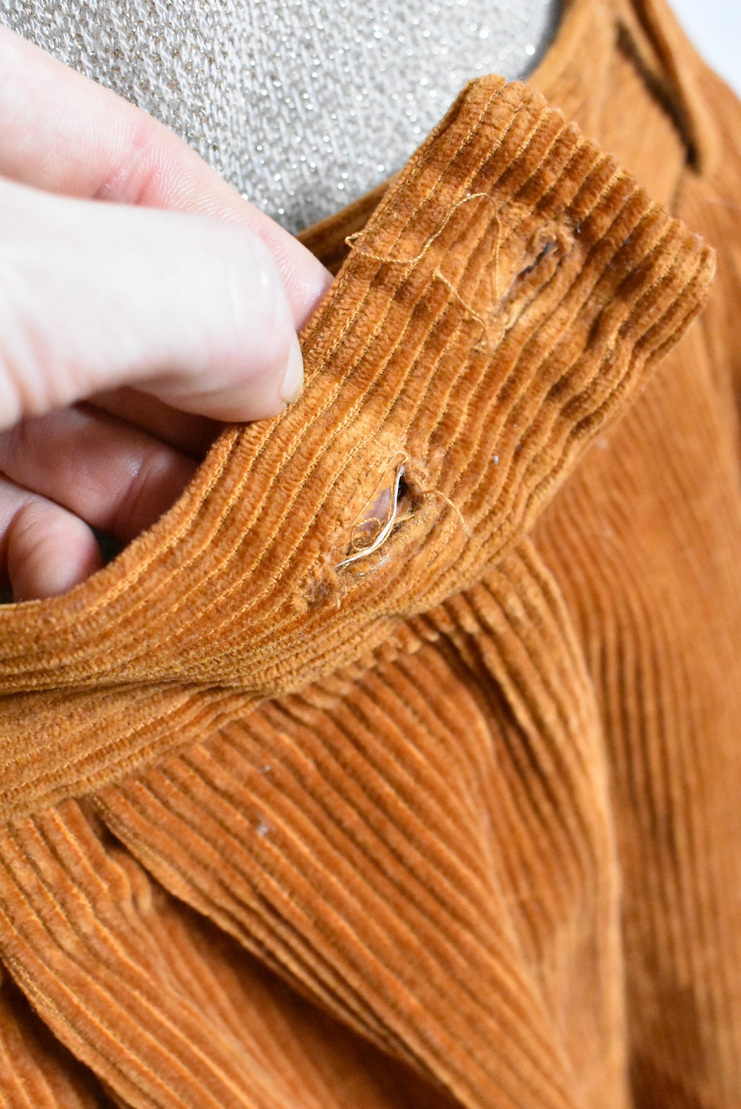Vera Ravenna ginger corduroy pants, size 10