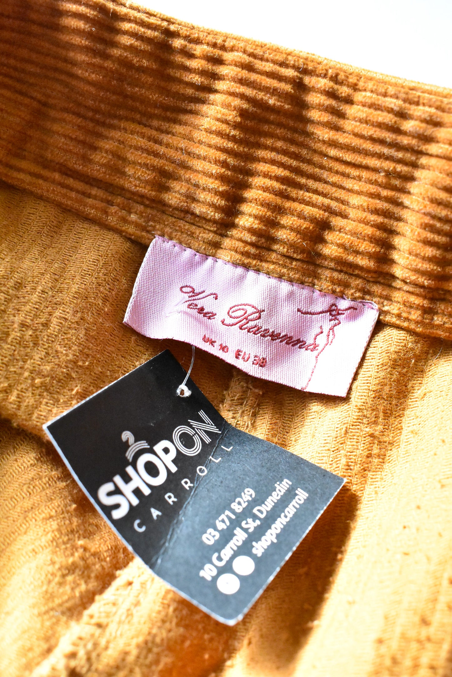 Vera Ravenna ginger corduroy pants, size 10
