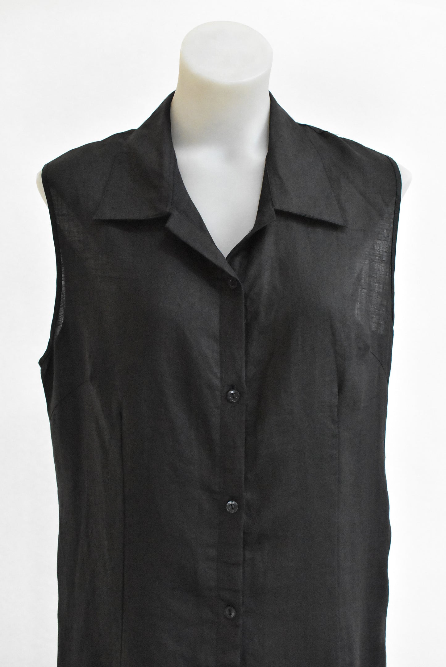 Stop Over Lifestyle black 100% linen dress, size M