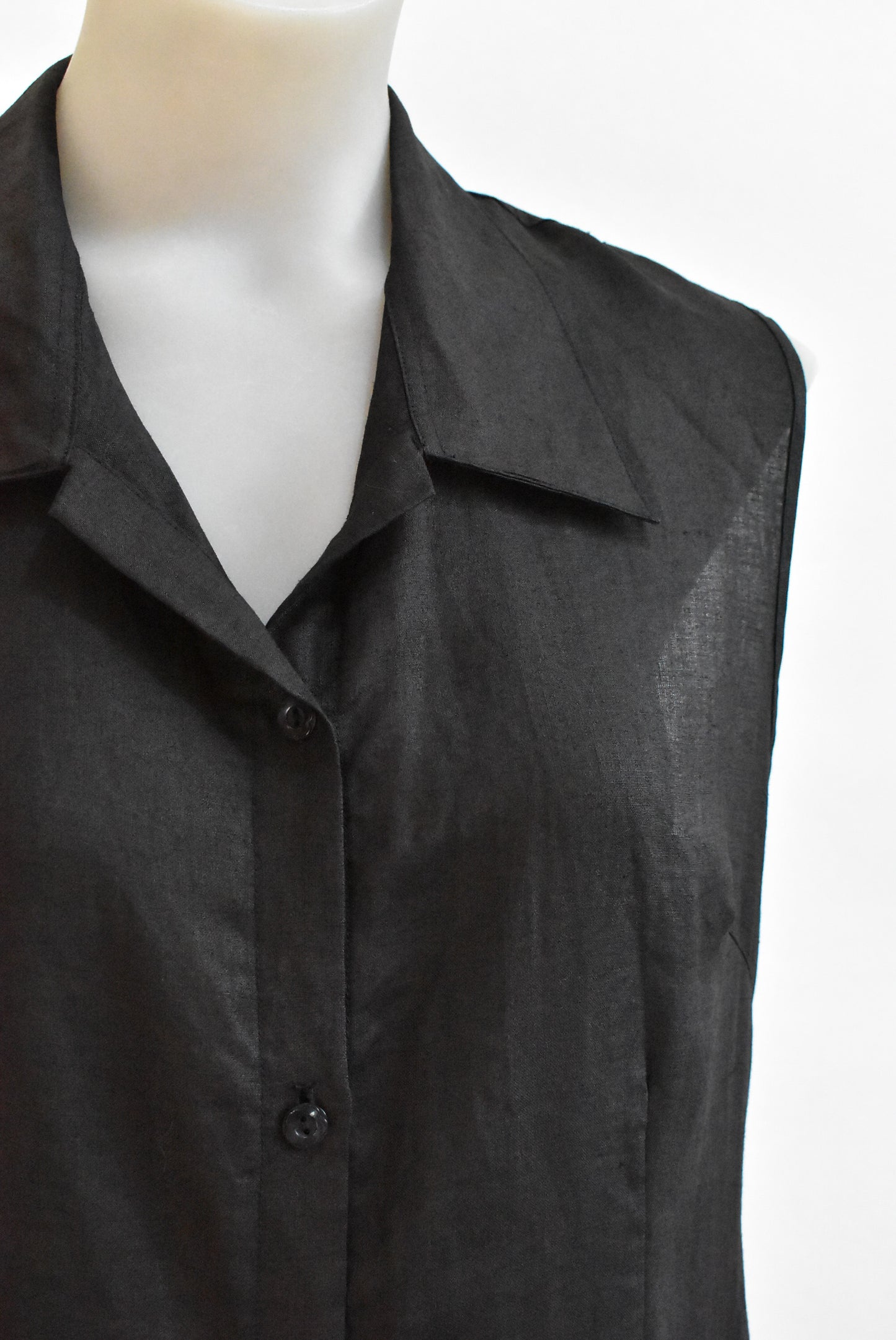Stop Over Lifestyle black 100% linen dress, size M