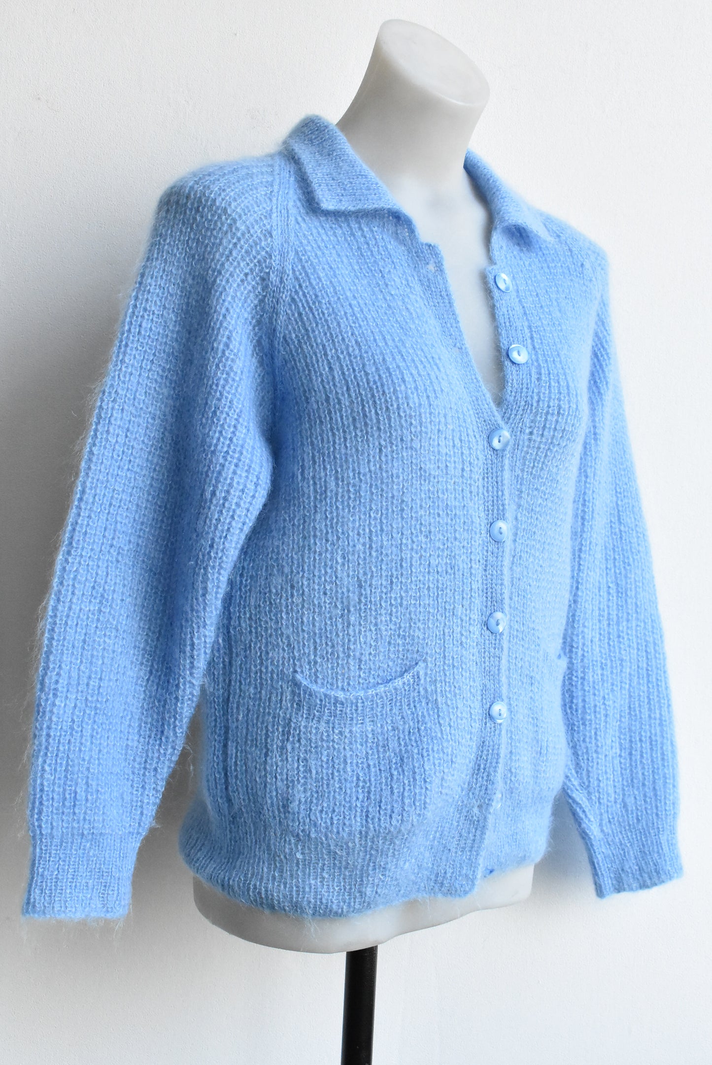 Blue knit cardigan, two pockets, S/M