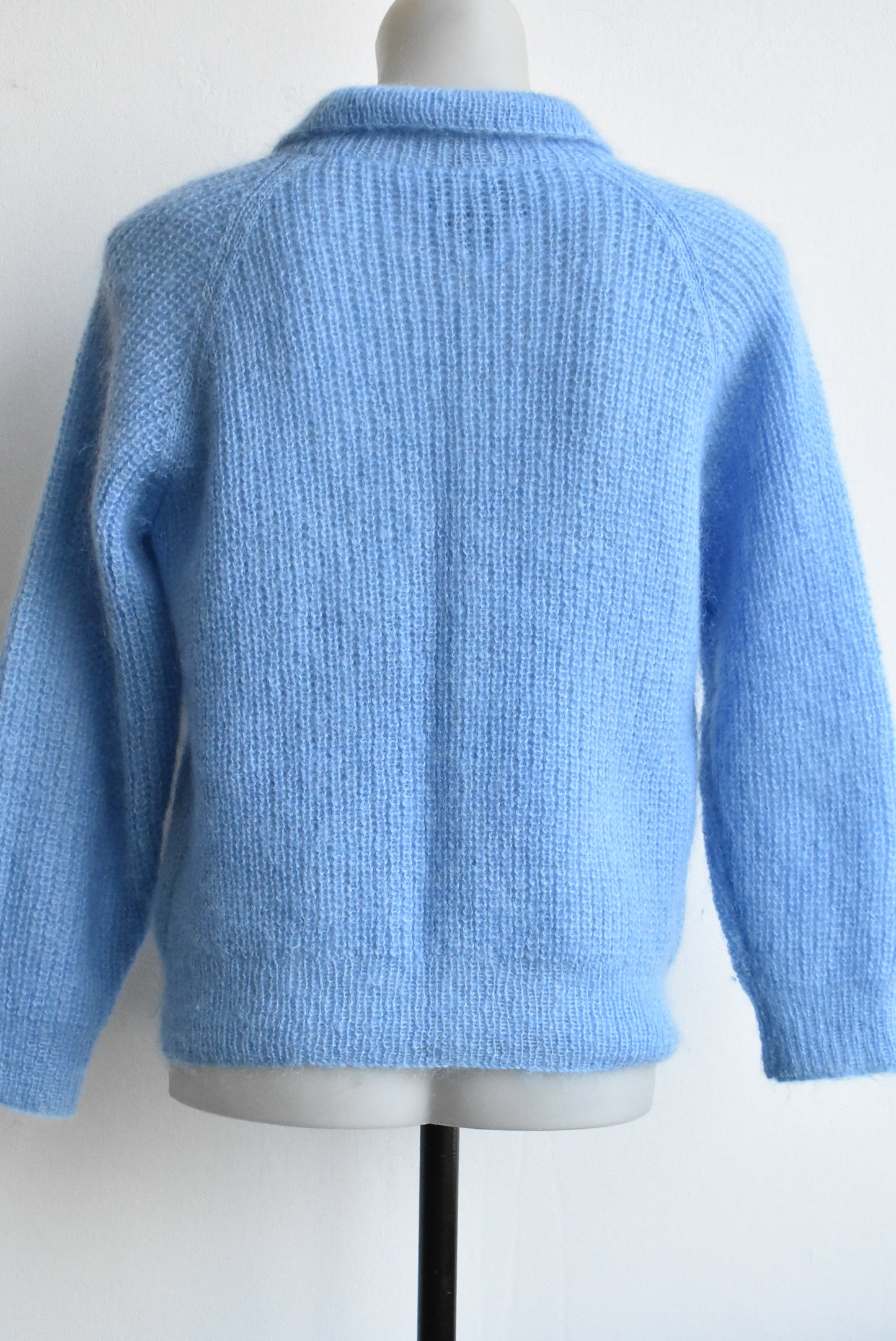 Blue knit cardigan, two pockets, S/M