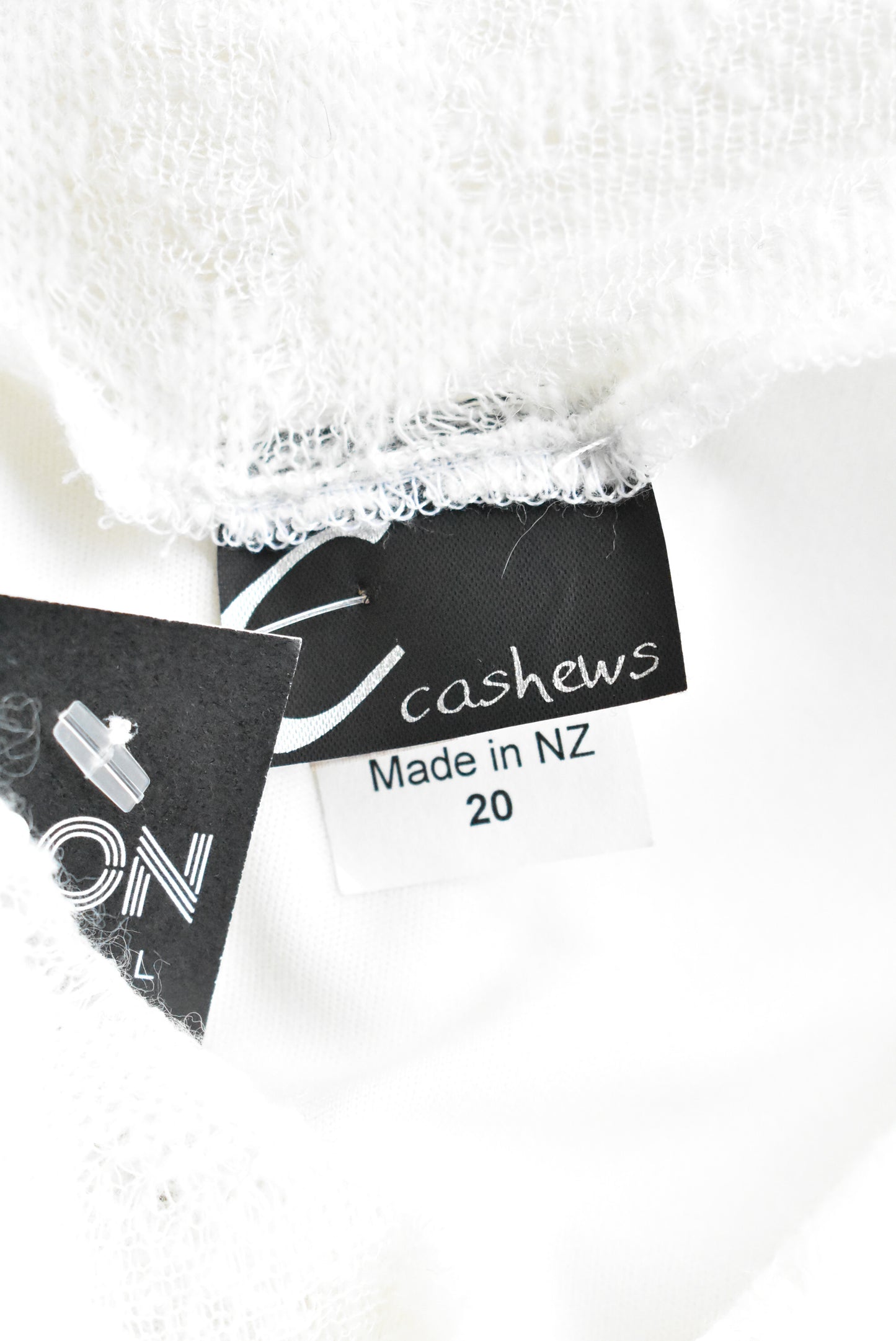 Cashews lace knit sweater, made in NZ, size 20