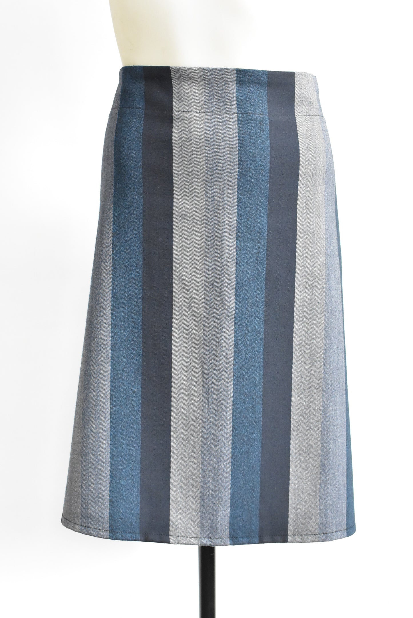 Glowing sky striped skirt, 14