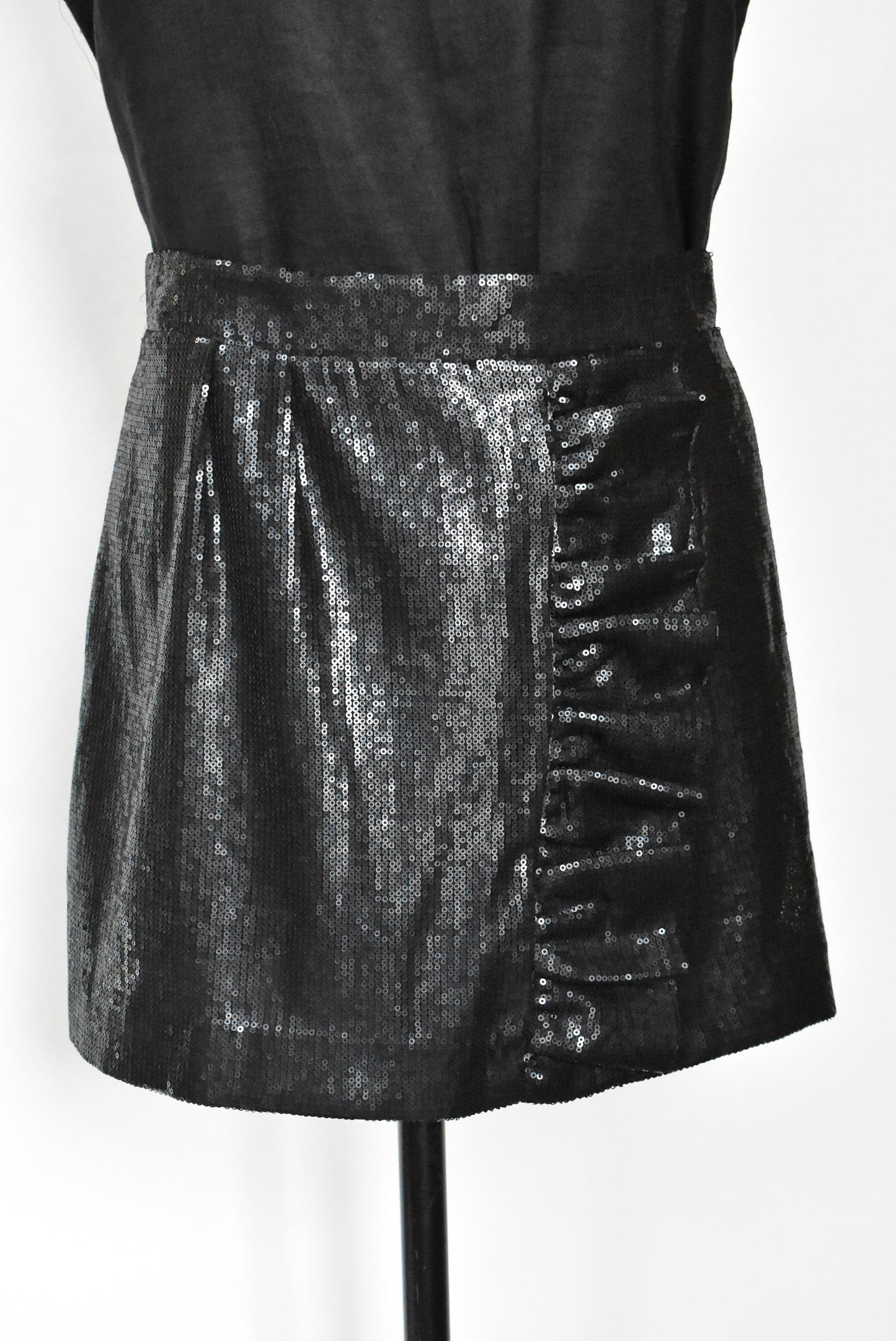 Witchery sequined skirt, 8