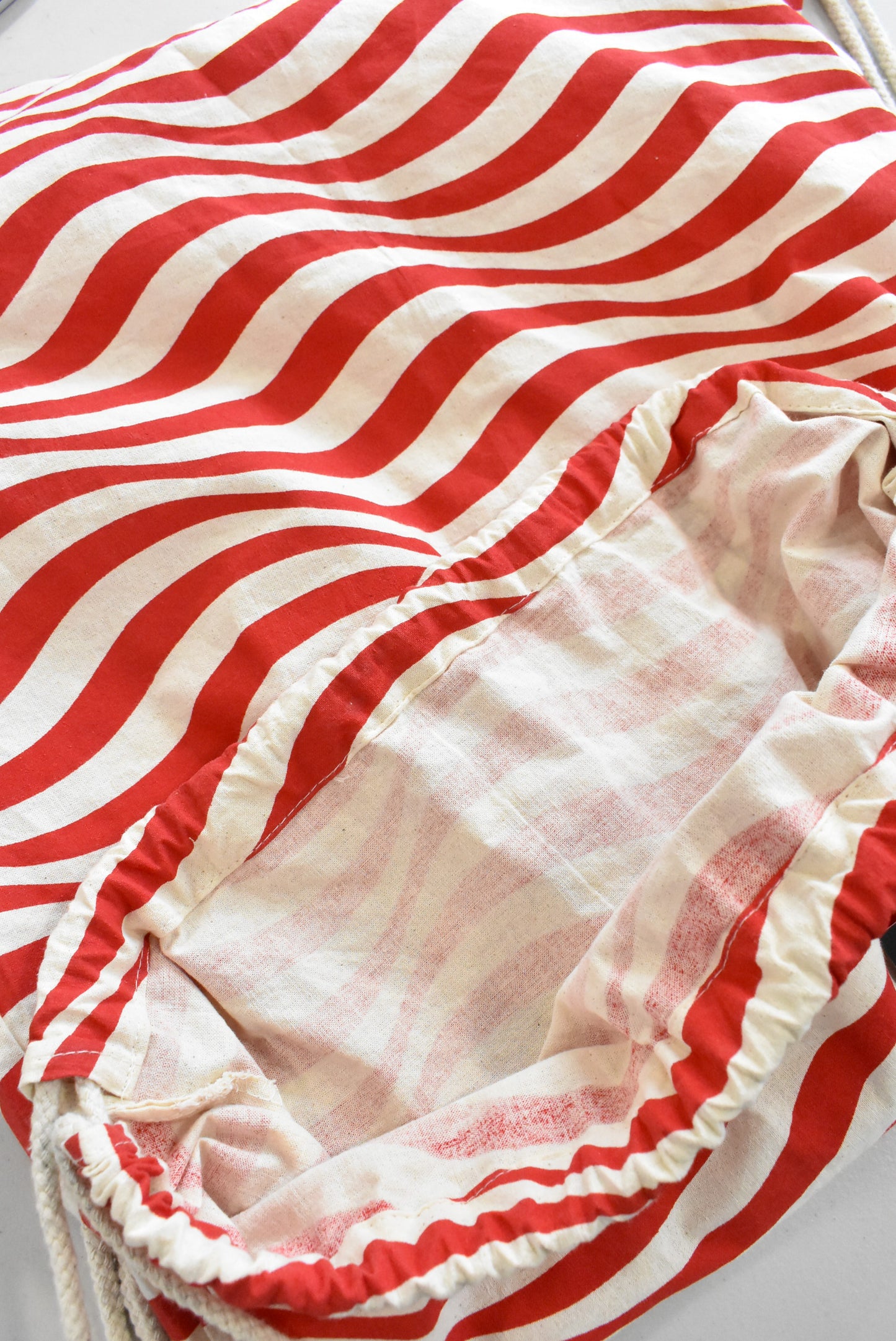 Red wavy stripes drawstring cotton bag