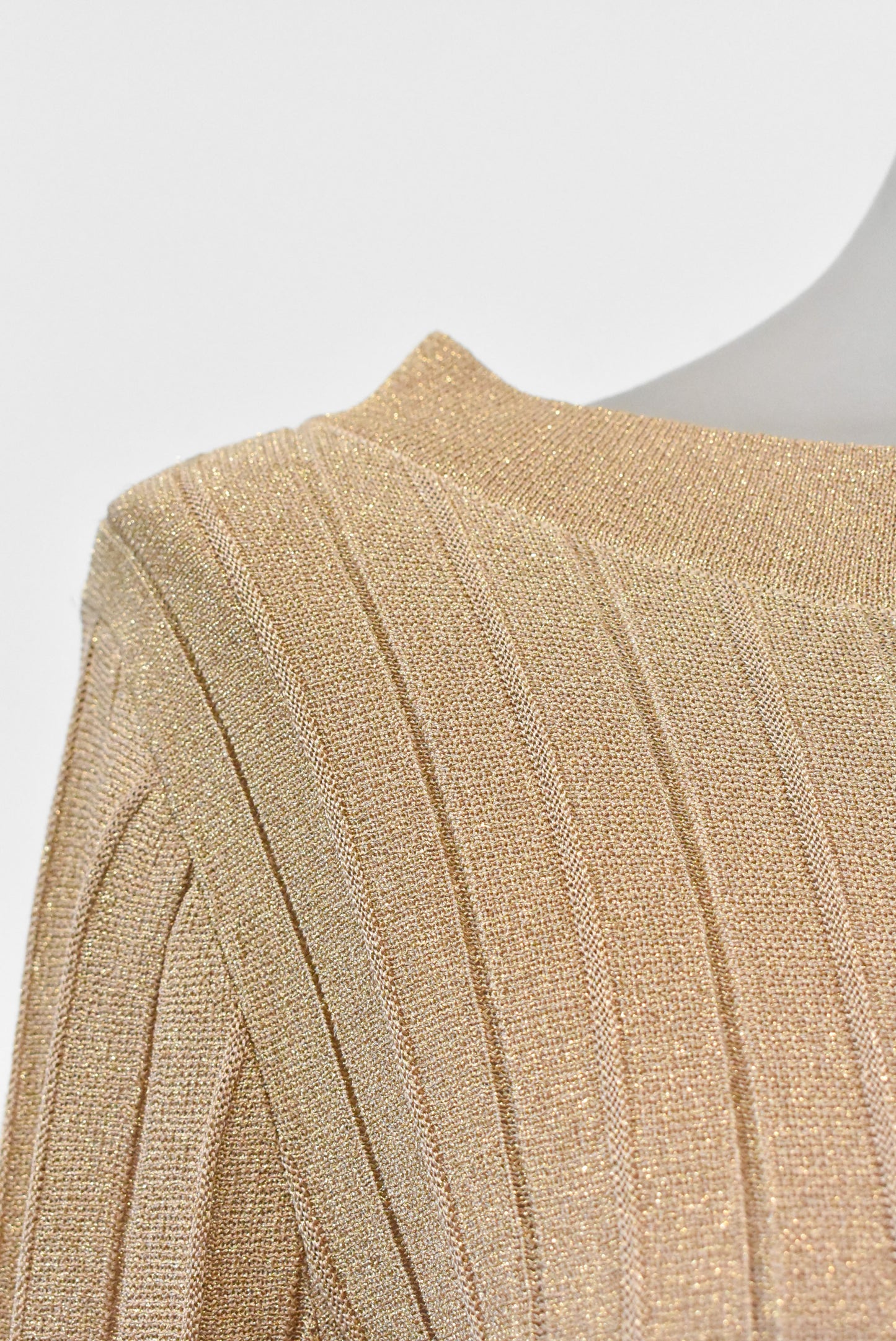 Gold jumper L
