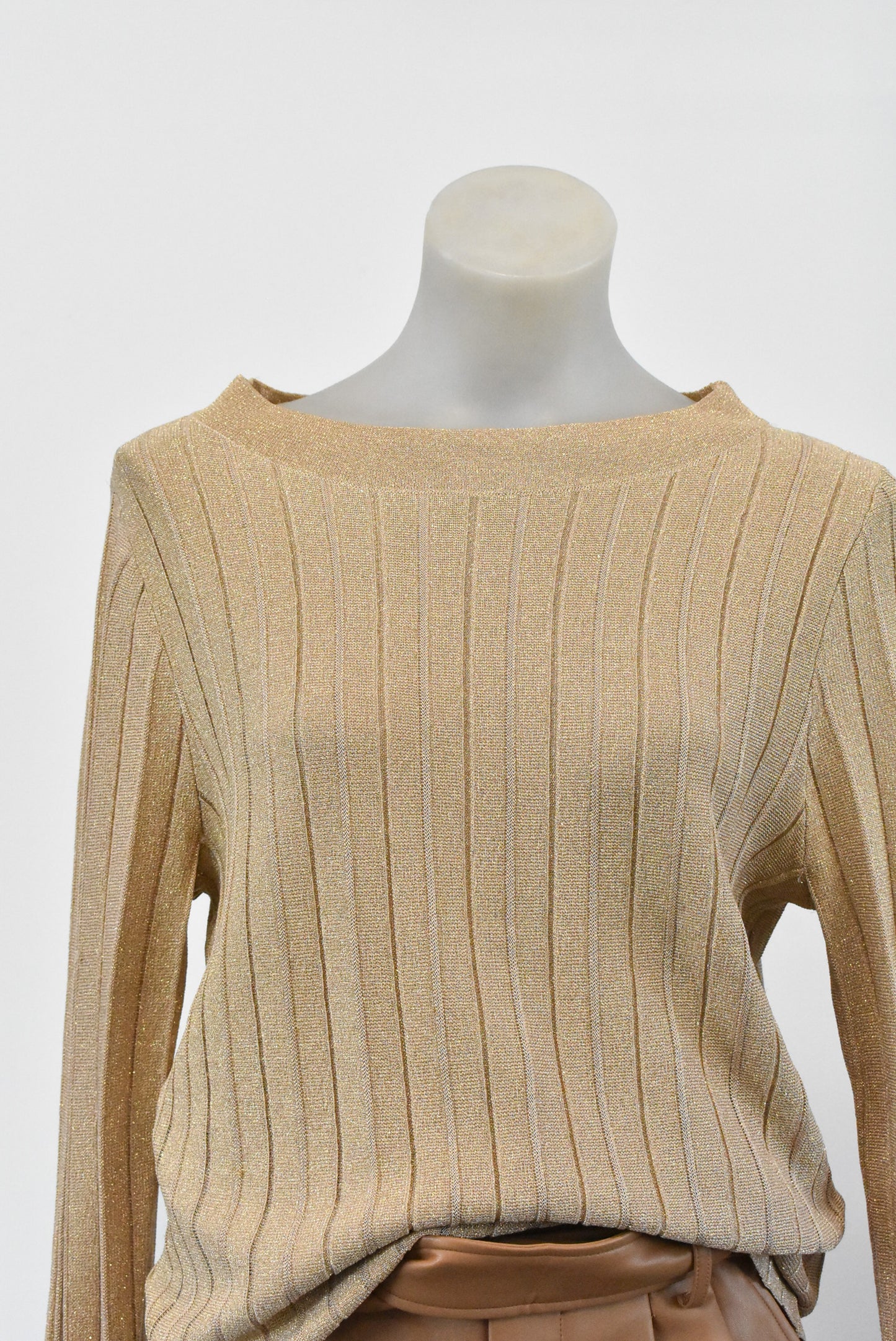 Gold jumper L