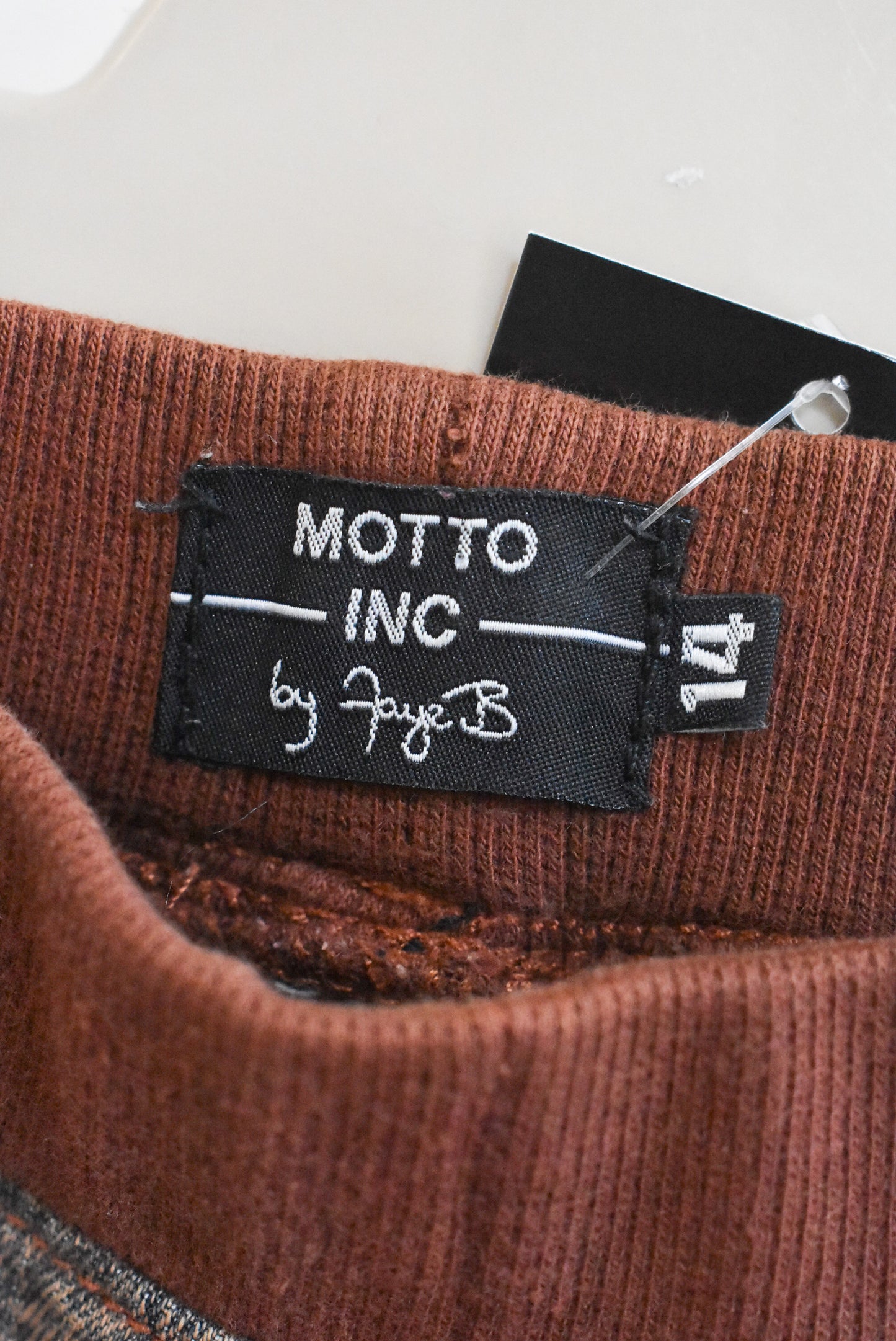 Motto Inc Stylish acid wash denim, 14