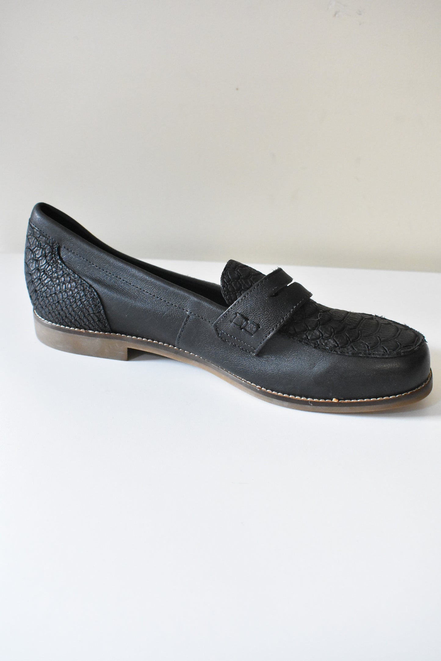 Ziera black loafers, 40