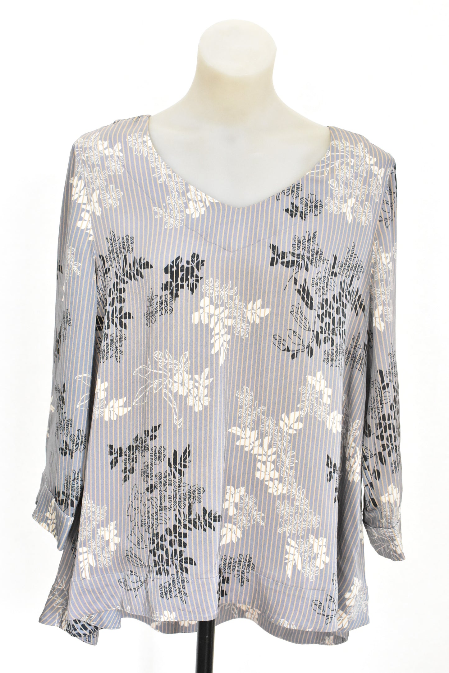 Floral top, 12