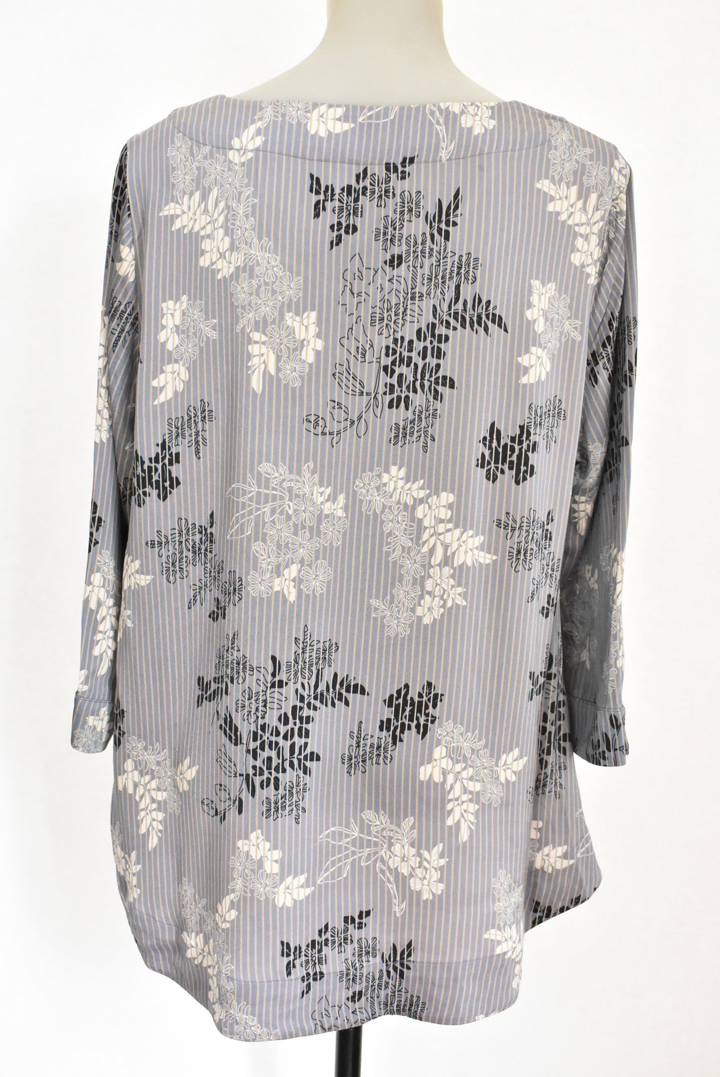 Floral top, 12