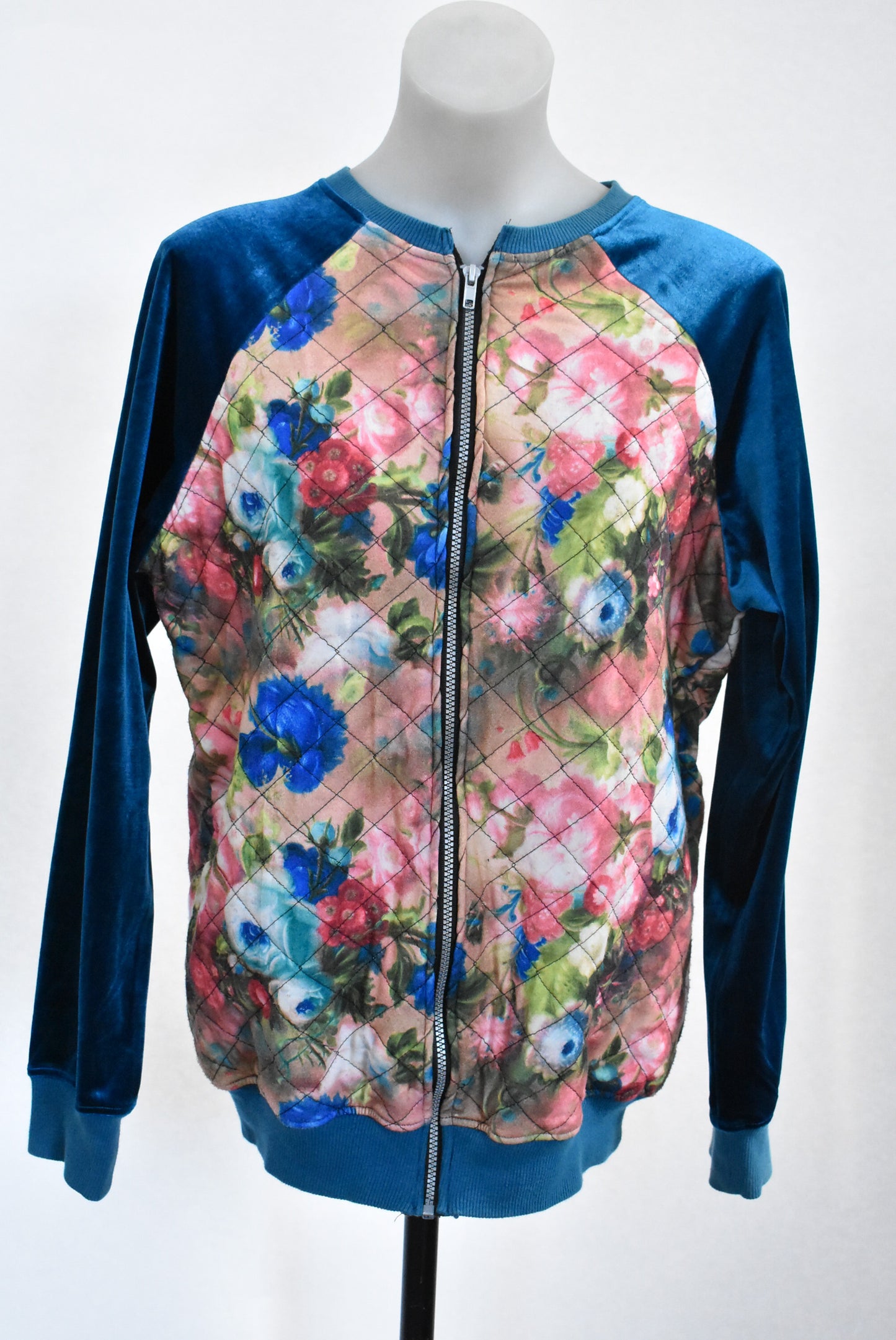 Federation floral sweater, M