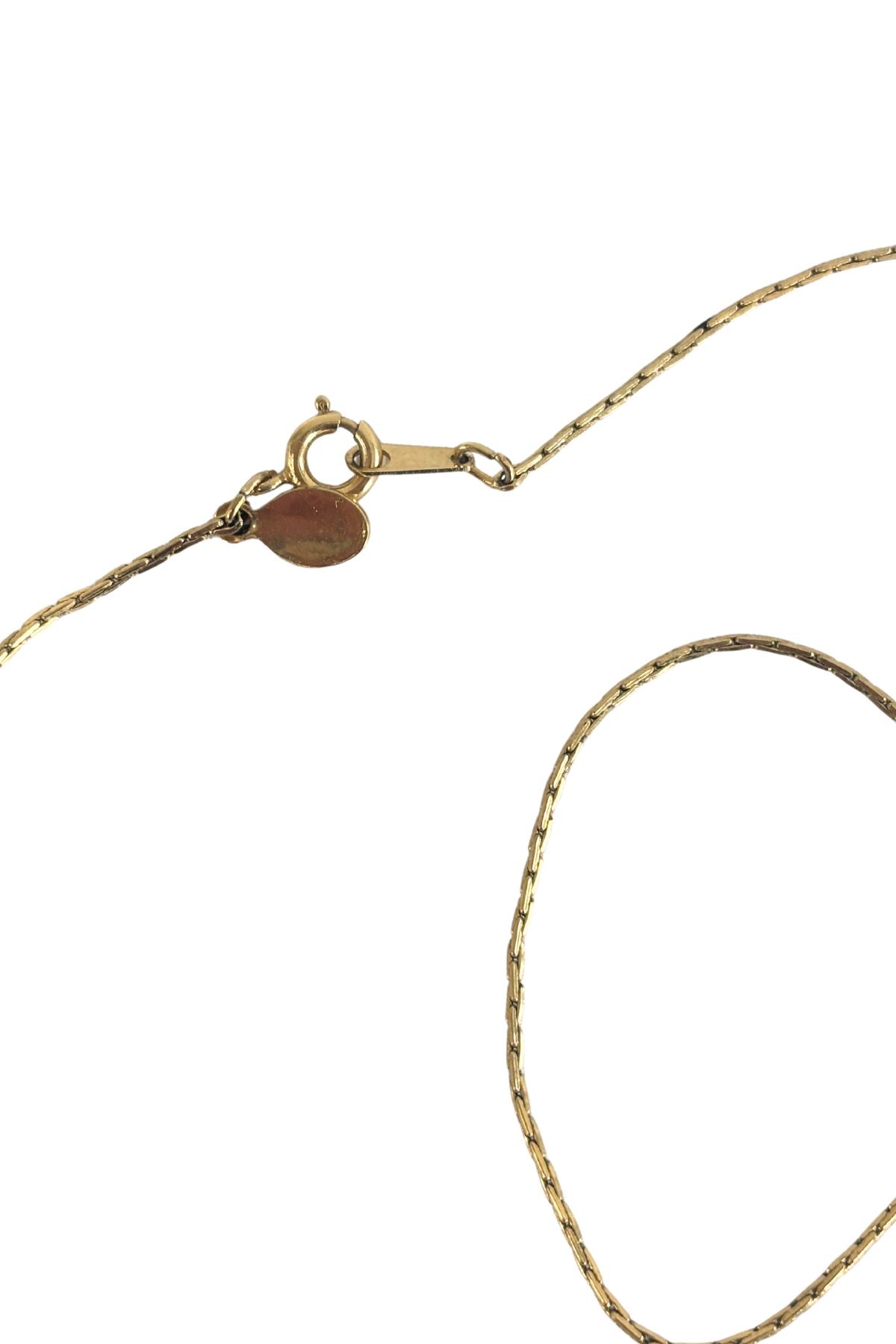 Emma Page golden delicate chain