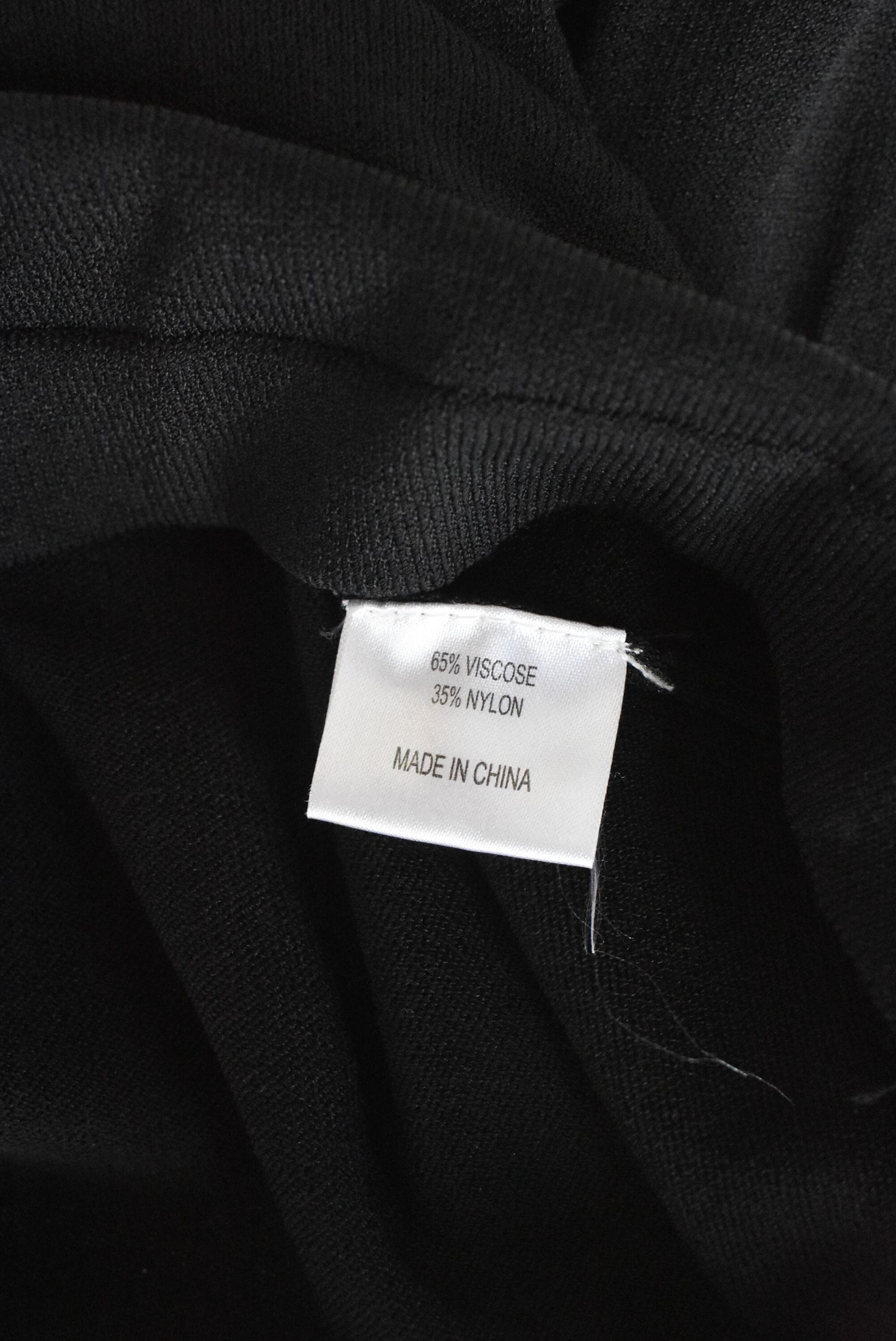 Classique black tie waist knit, size L