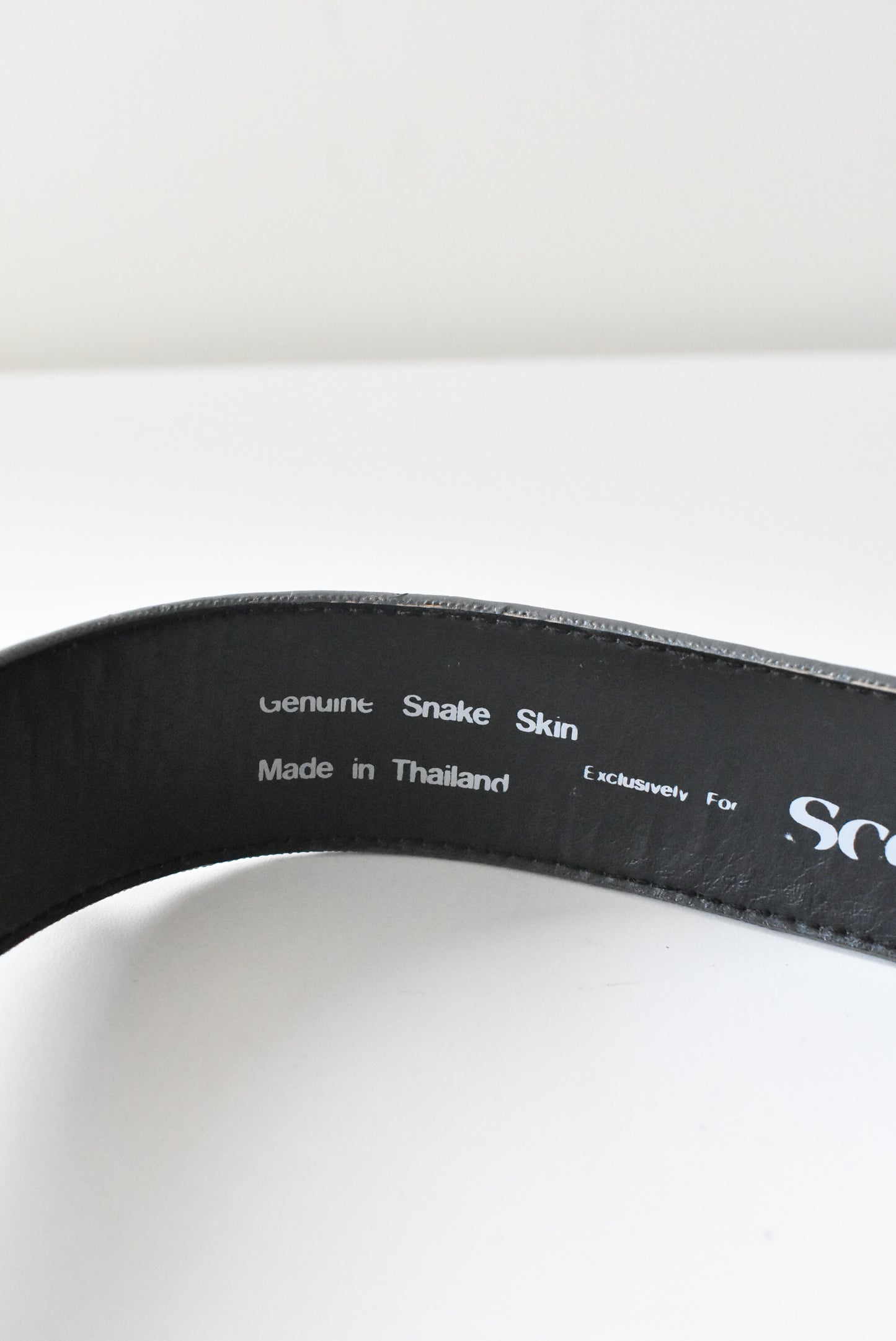 Grey snakeskin retro belt, size M
