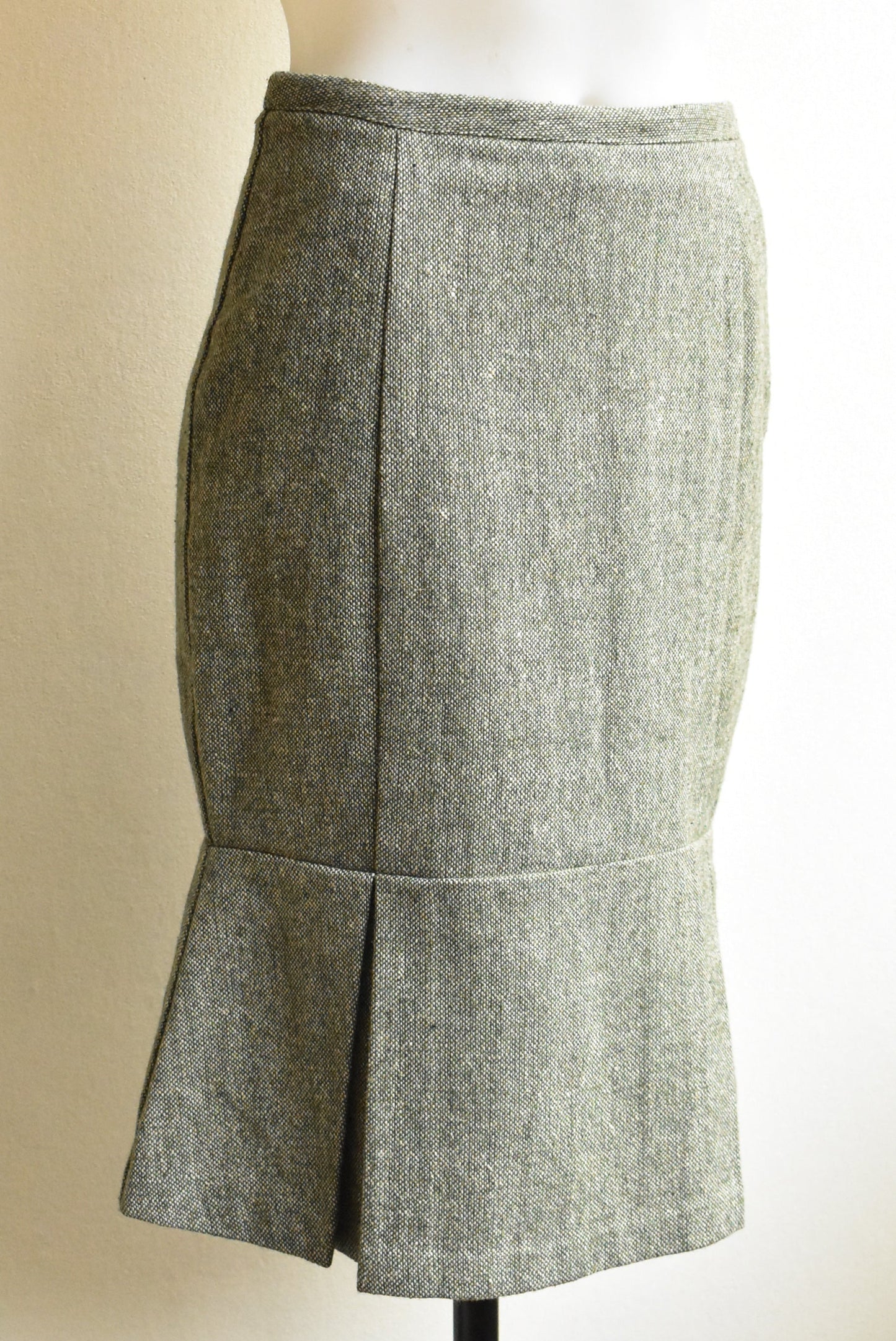 Endless Spirit green skirt. S