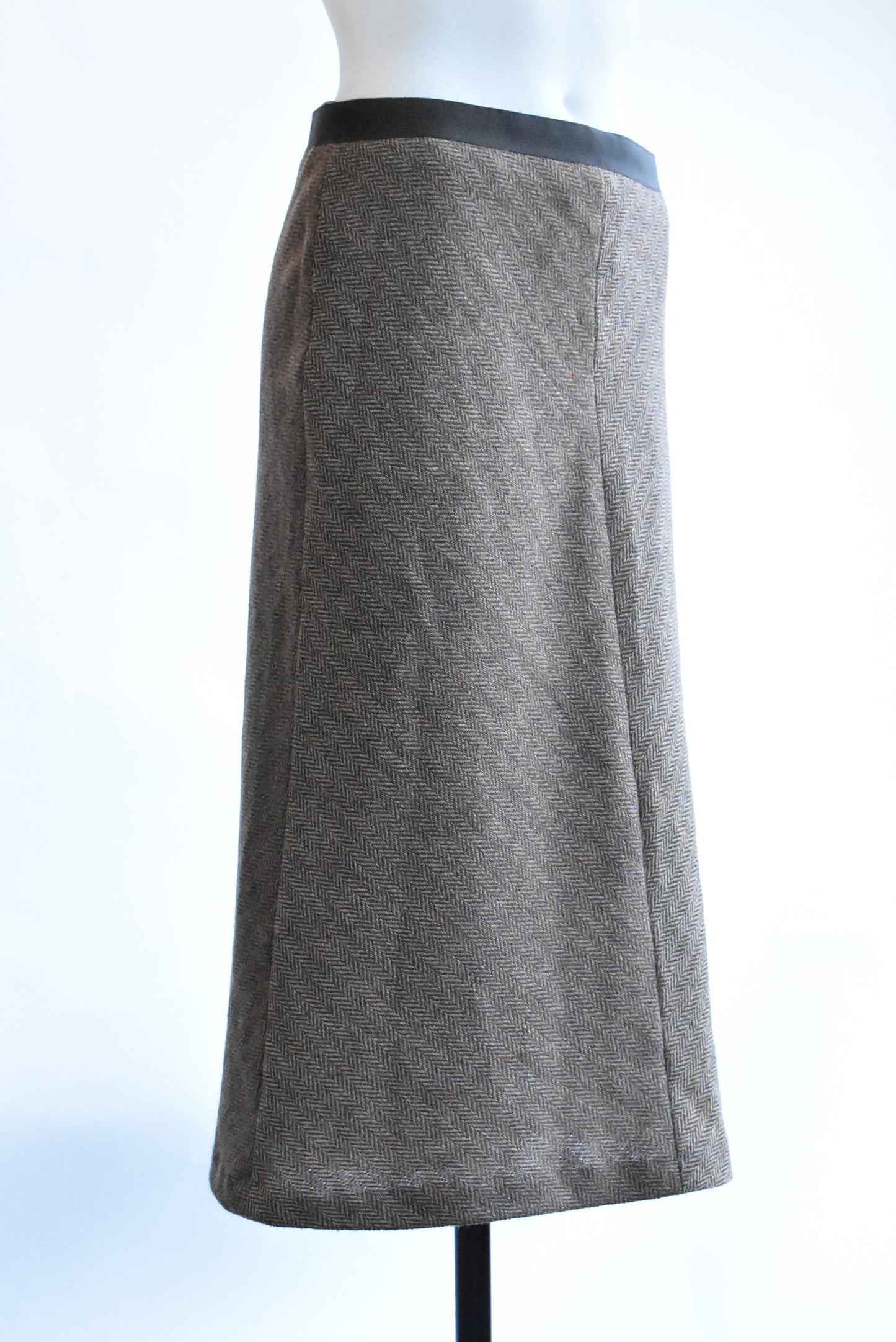 Cue 100% wool midi skirt, 10