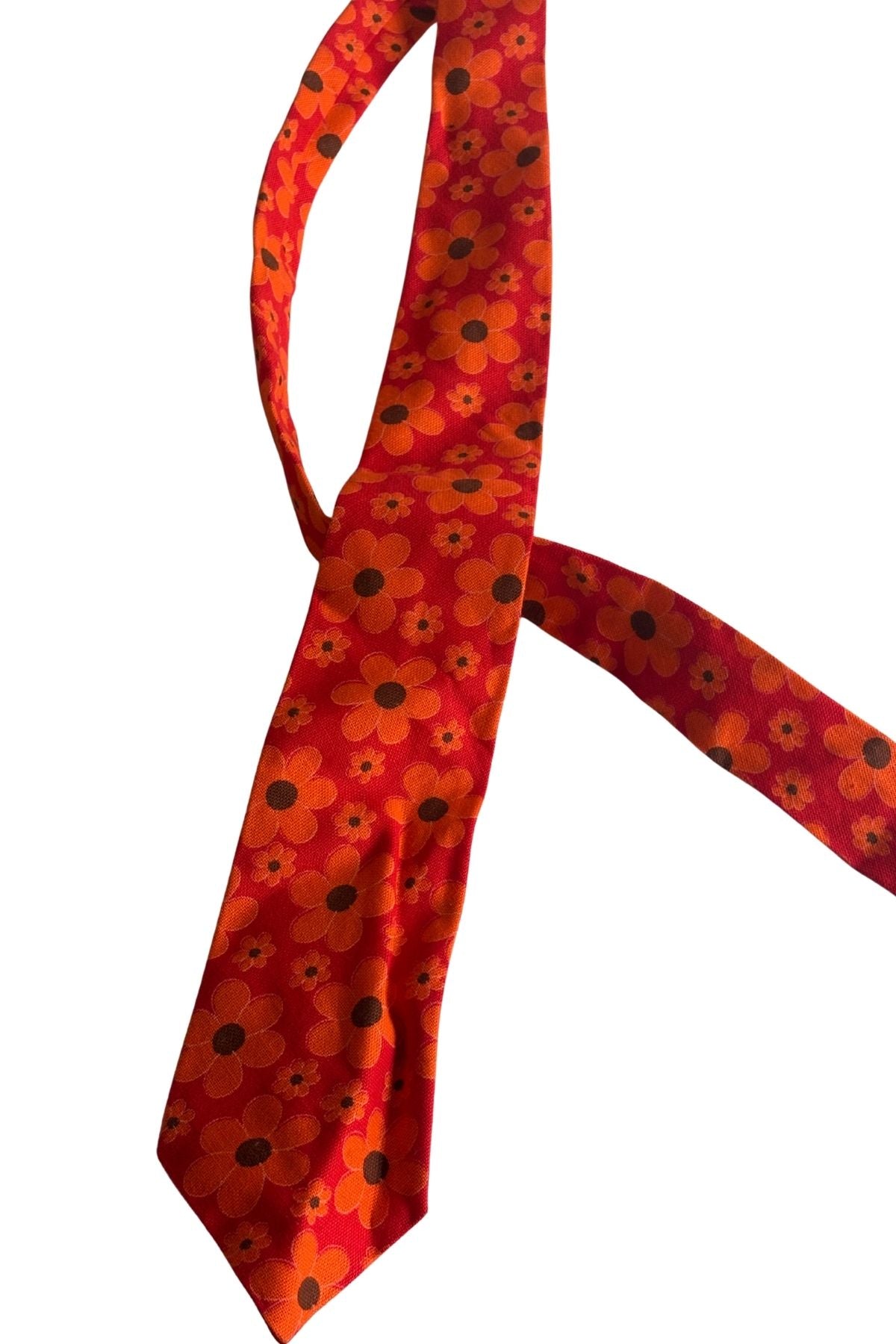 Retro orange flowers tie