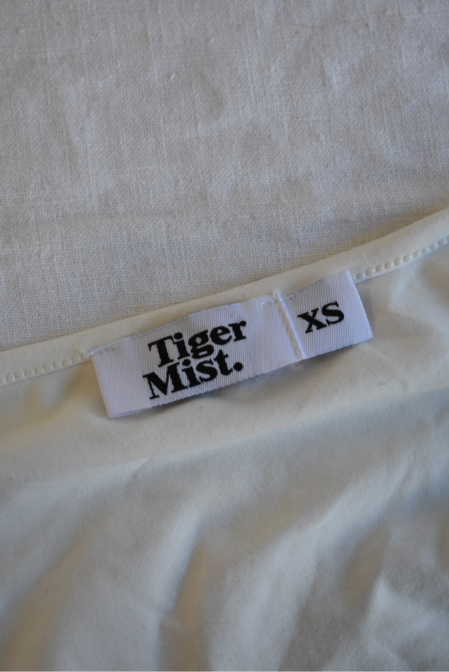 Tiger Mist asymmetric white top, XS