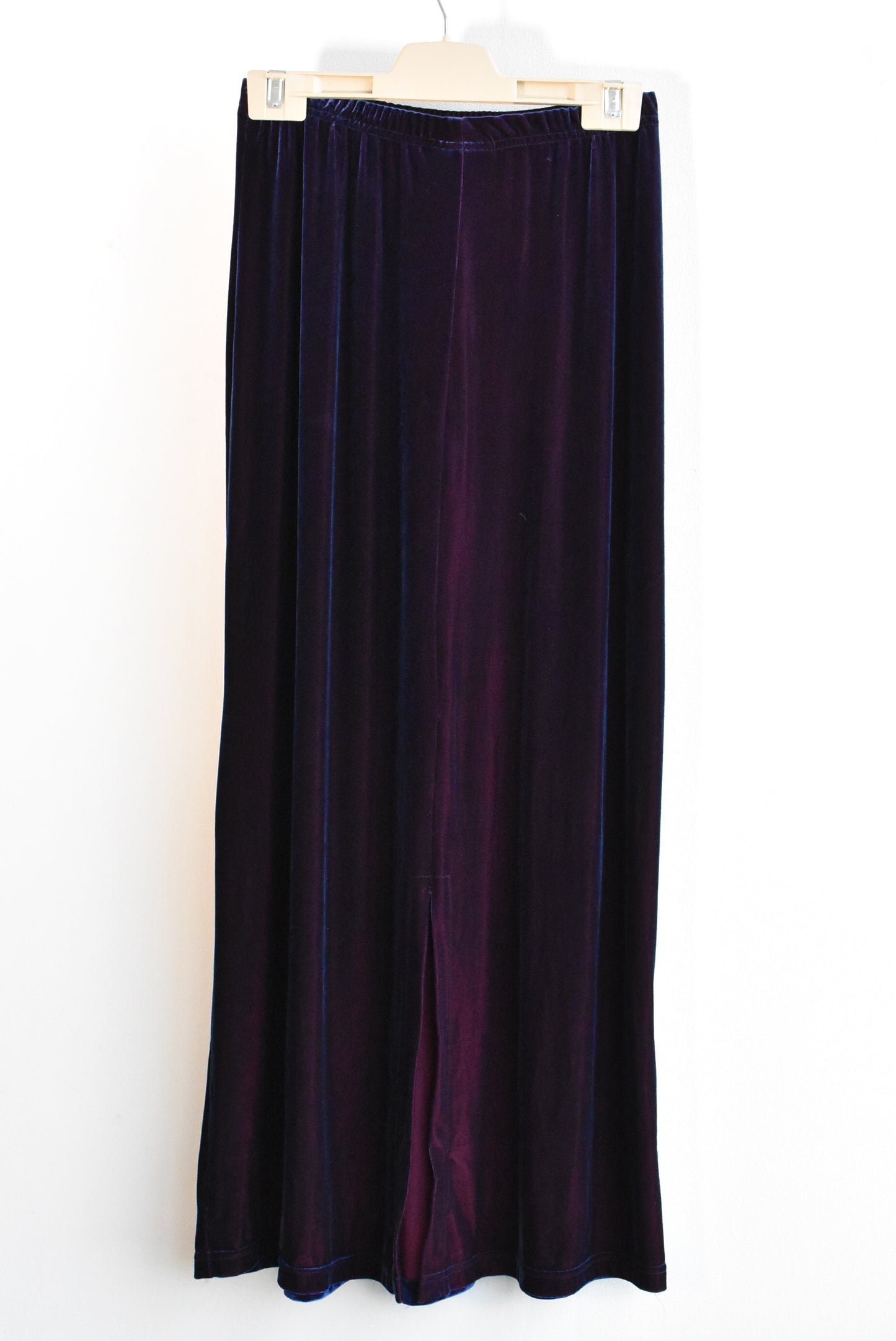 Hot Couture iridescent midnight blue velour skirt, size 14