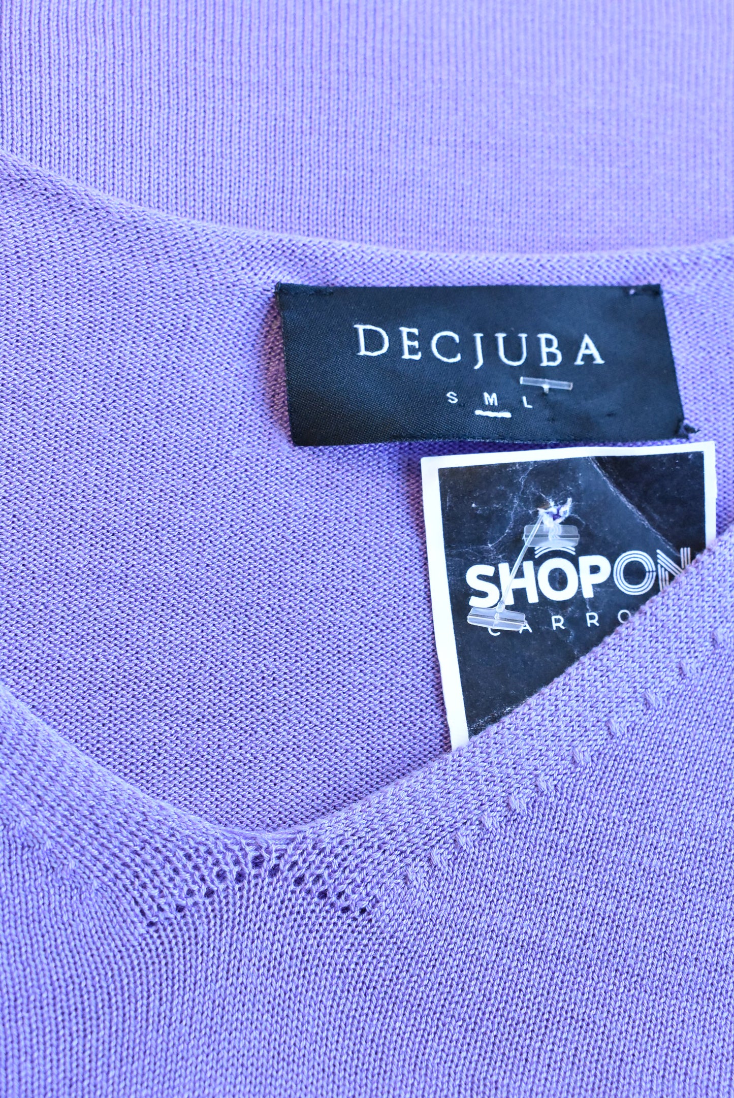 Decjuba lilac v-neck long sleeve top, size M