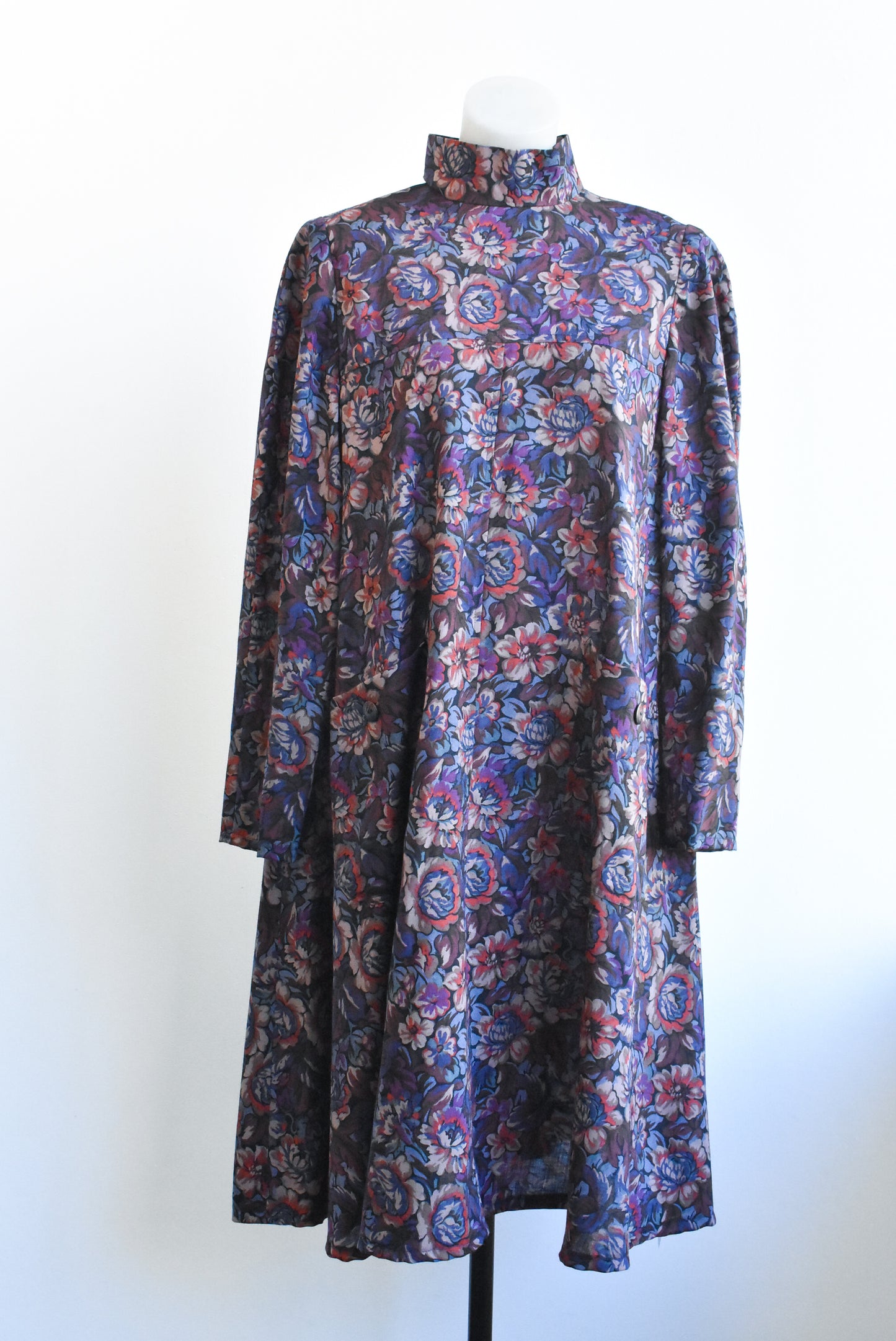 Long sleeve high necked floral dress with pockets, L
