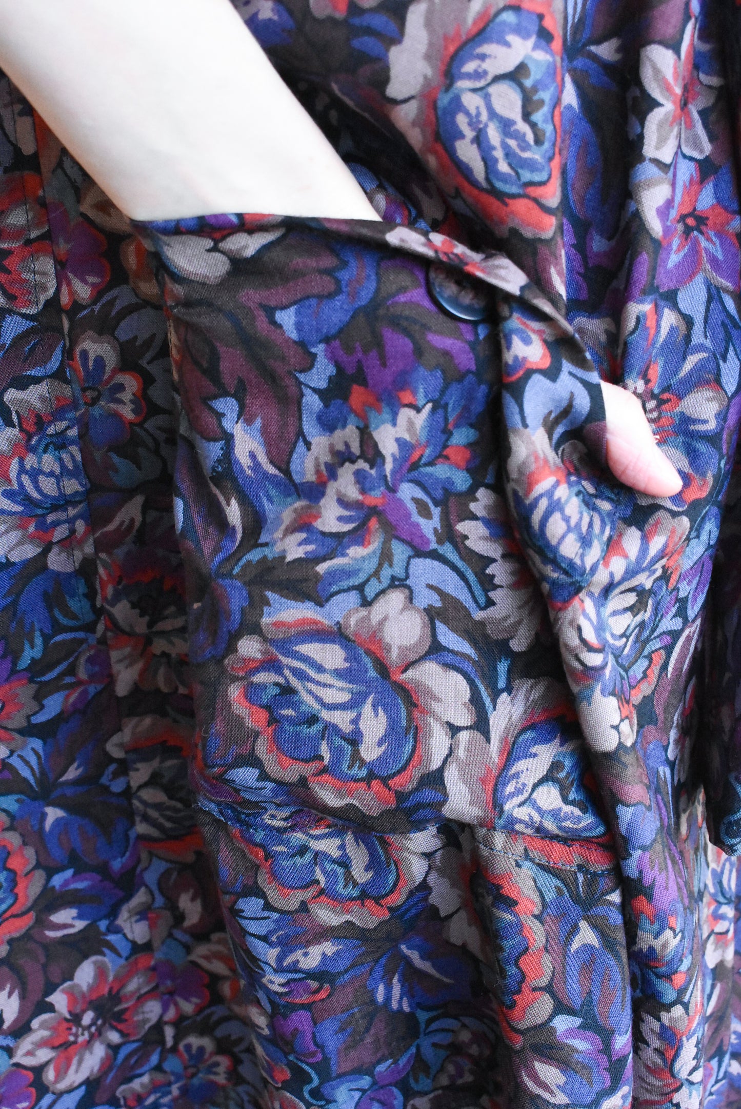 Long sleeve high necked floral dress with pockets, L
