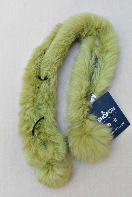 Green fur ladder scarf
