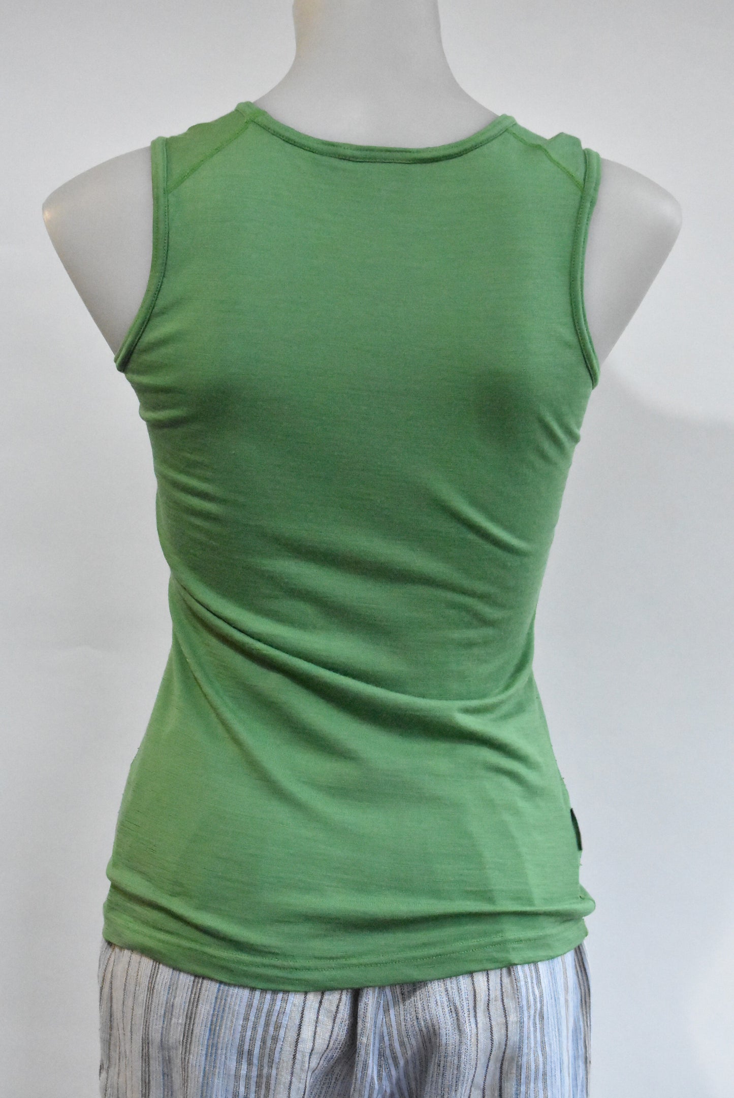 Icebreaker green singlet, S