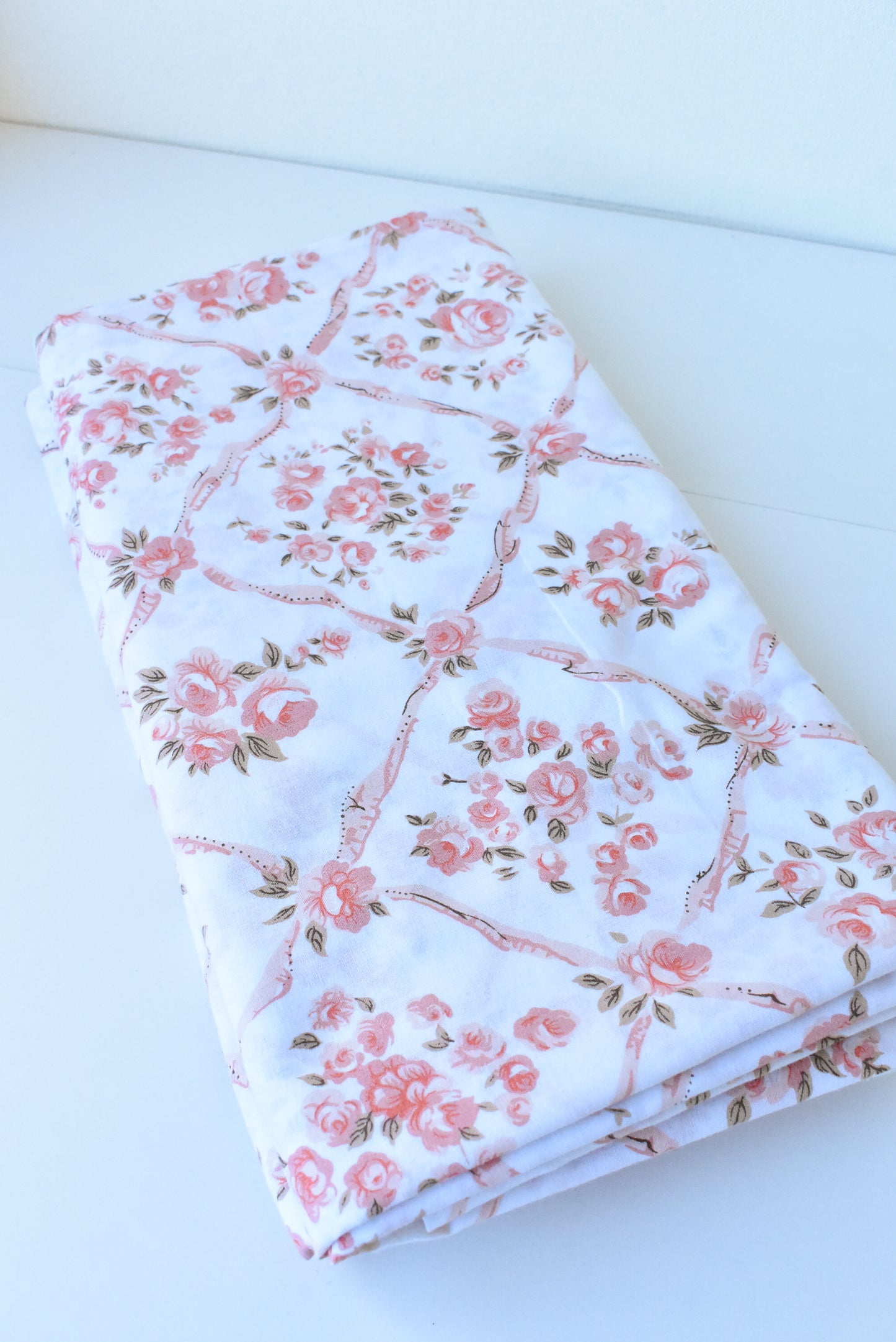 Retro floral set of 2 sheets and 1 pillowcase, single