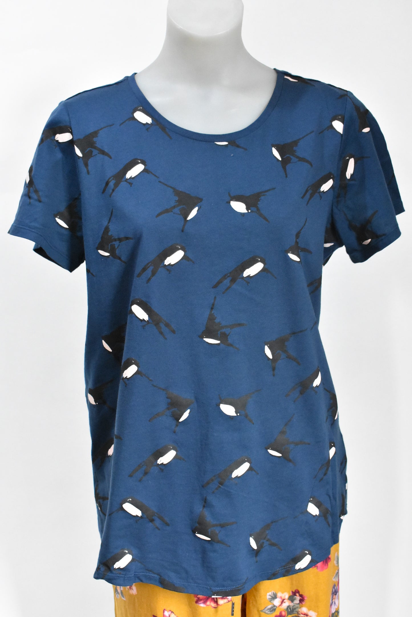 Preen swallows tee, M