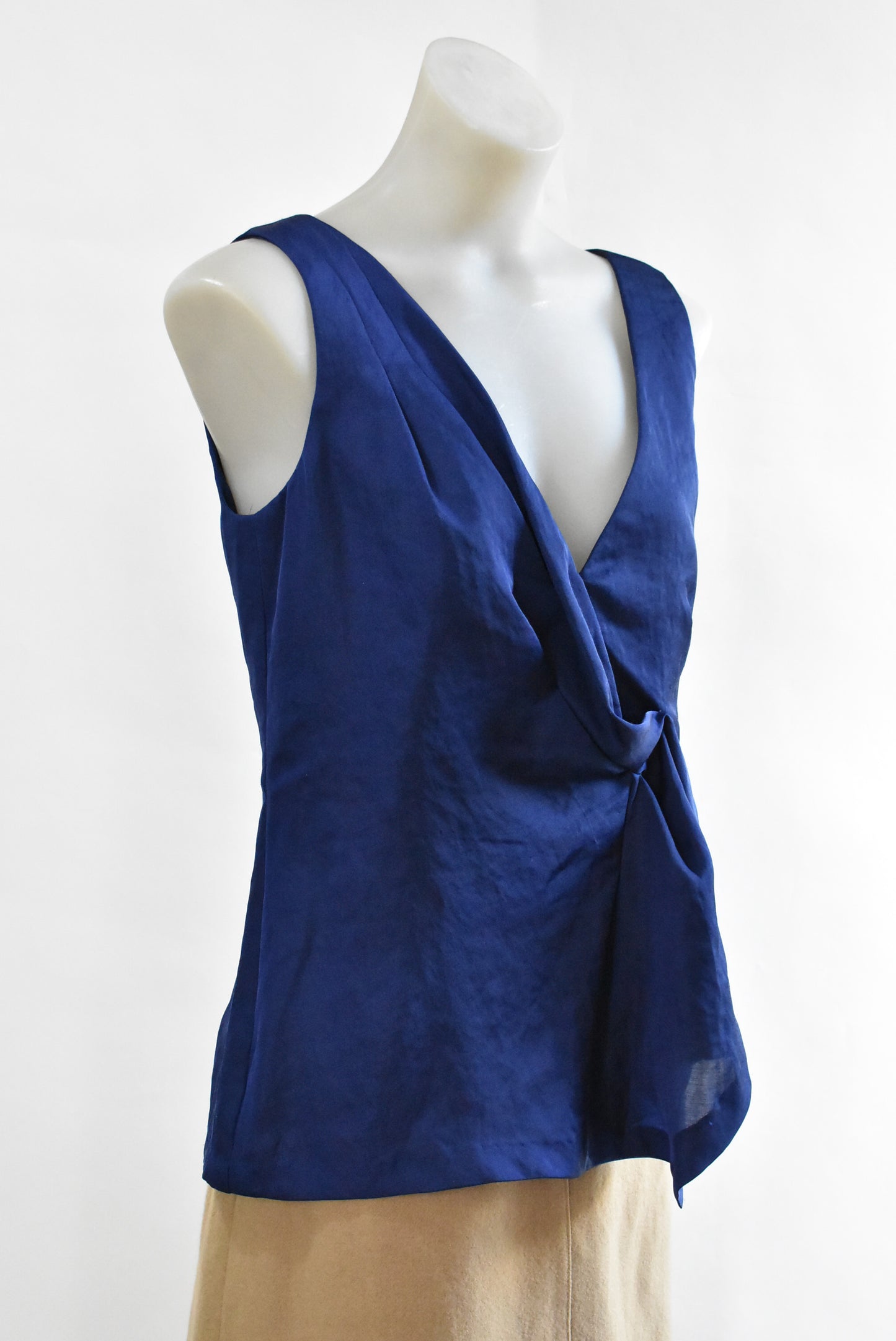 Veronika Maine, The Individual sleeveless ruffle front top, 10