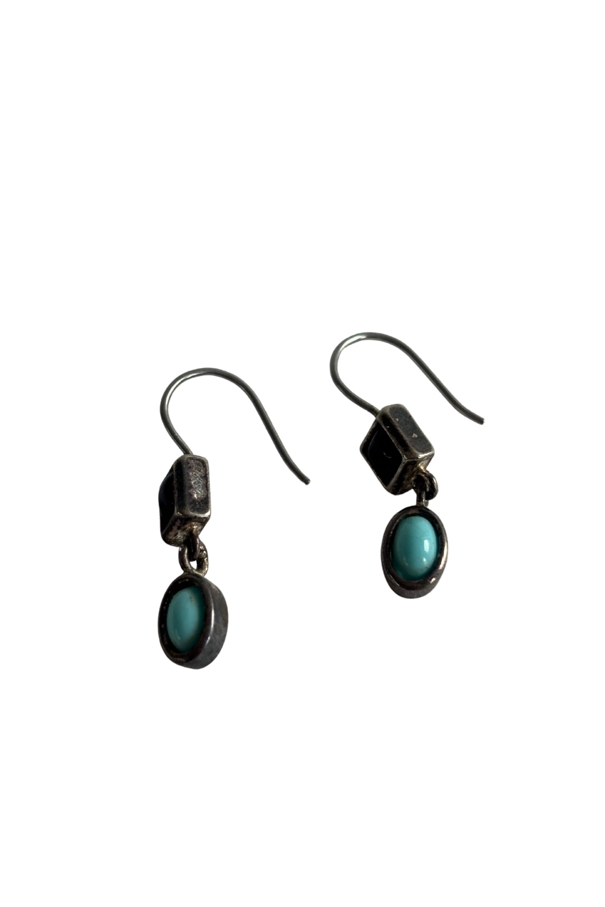 Retro creamy blue dangly earrings