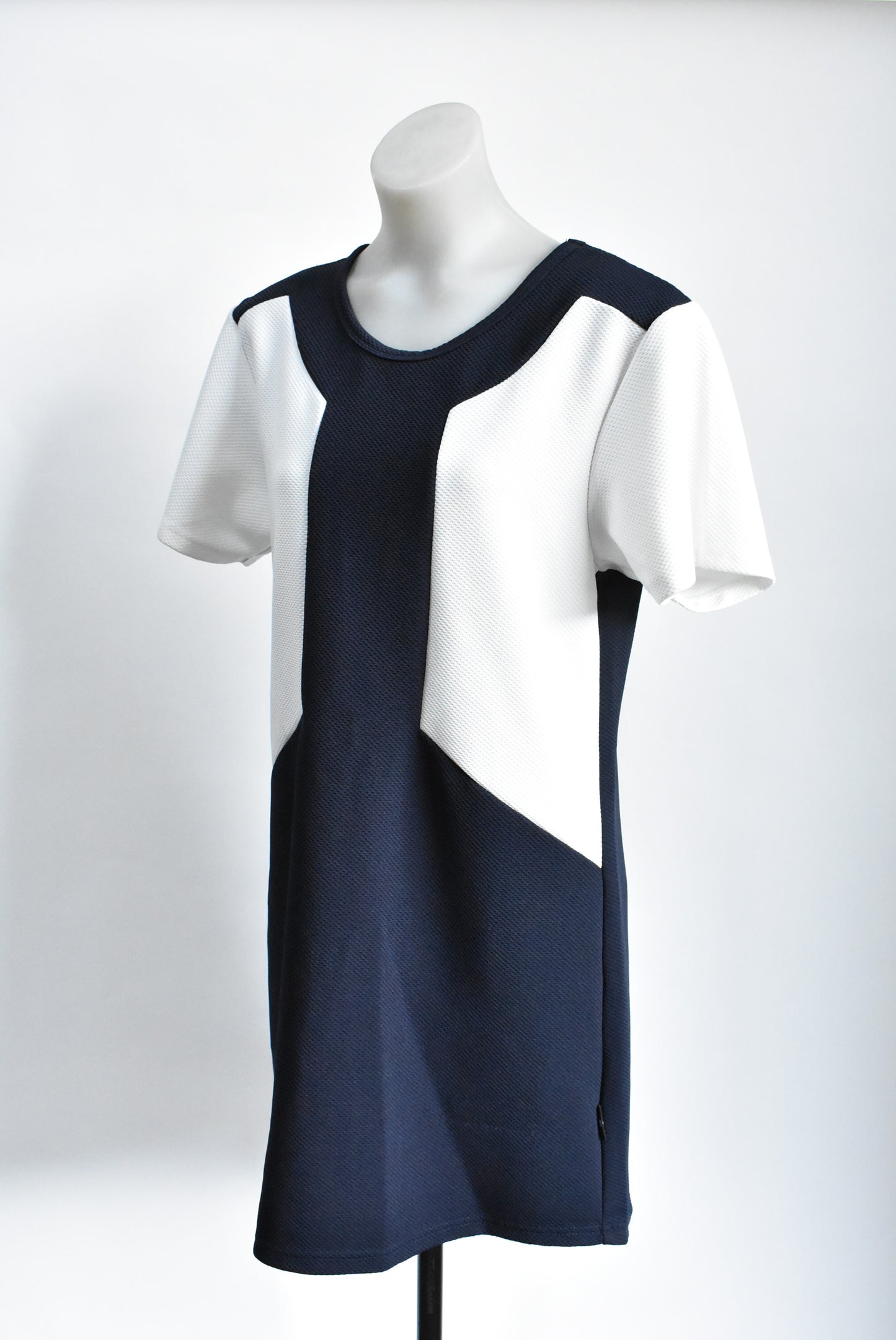 Ilabb navy and white dress, L