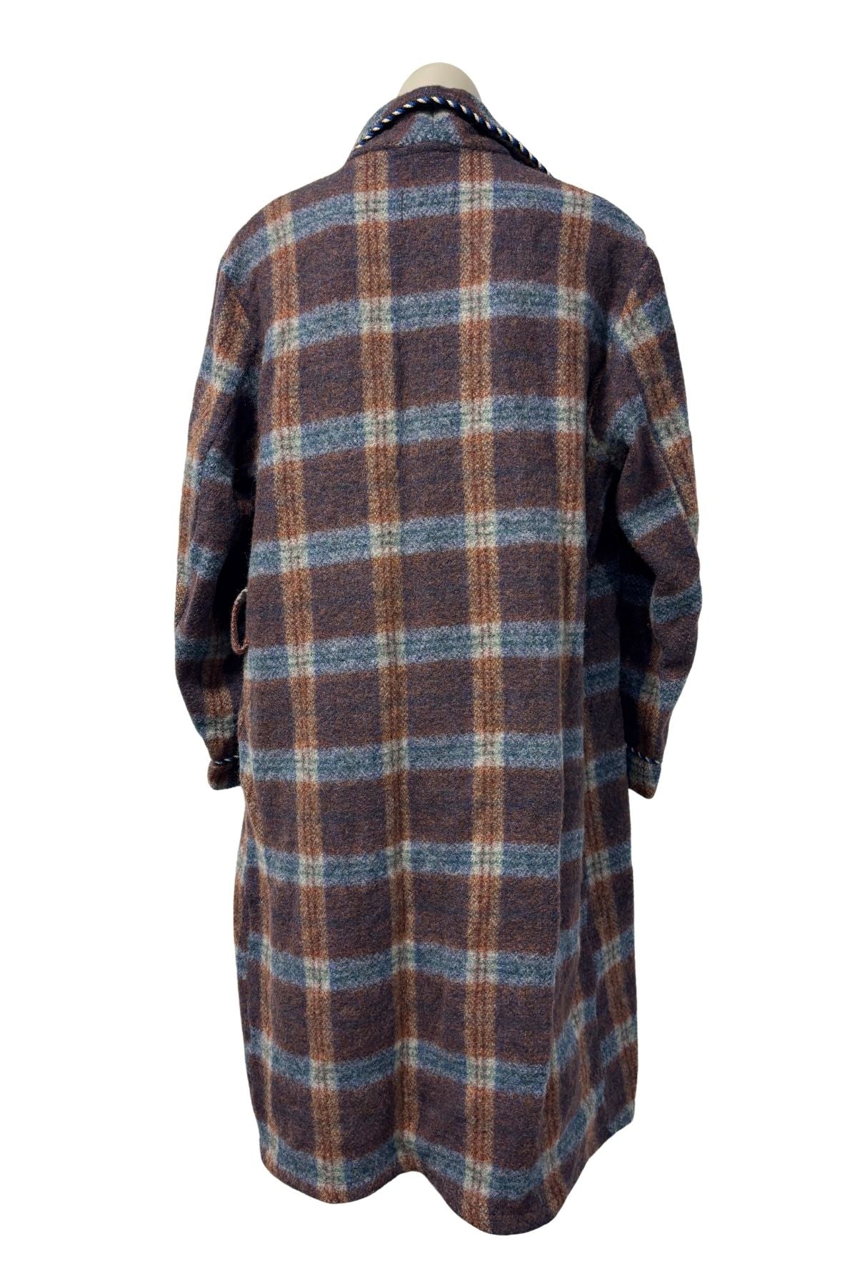 An Apex Garment NZ made vintage wool coat, 14