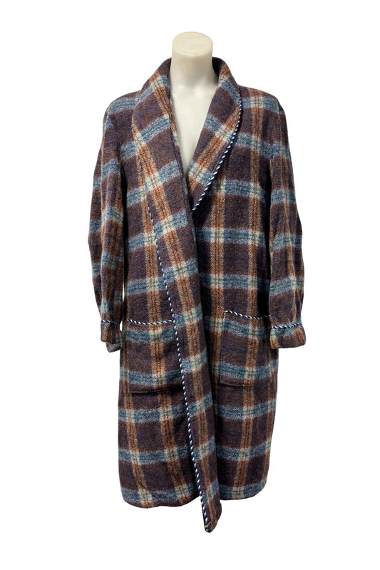 An Apex Garment NZ made vintage wool coat, 14