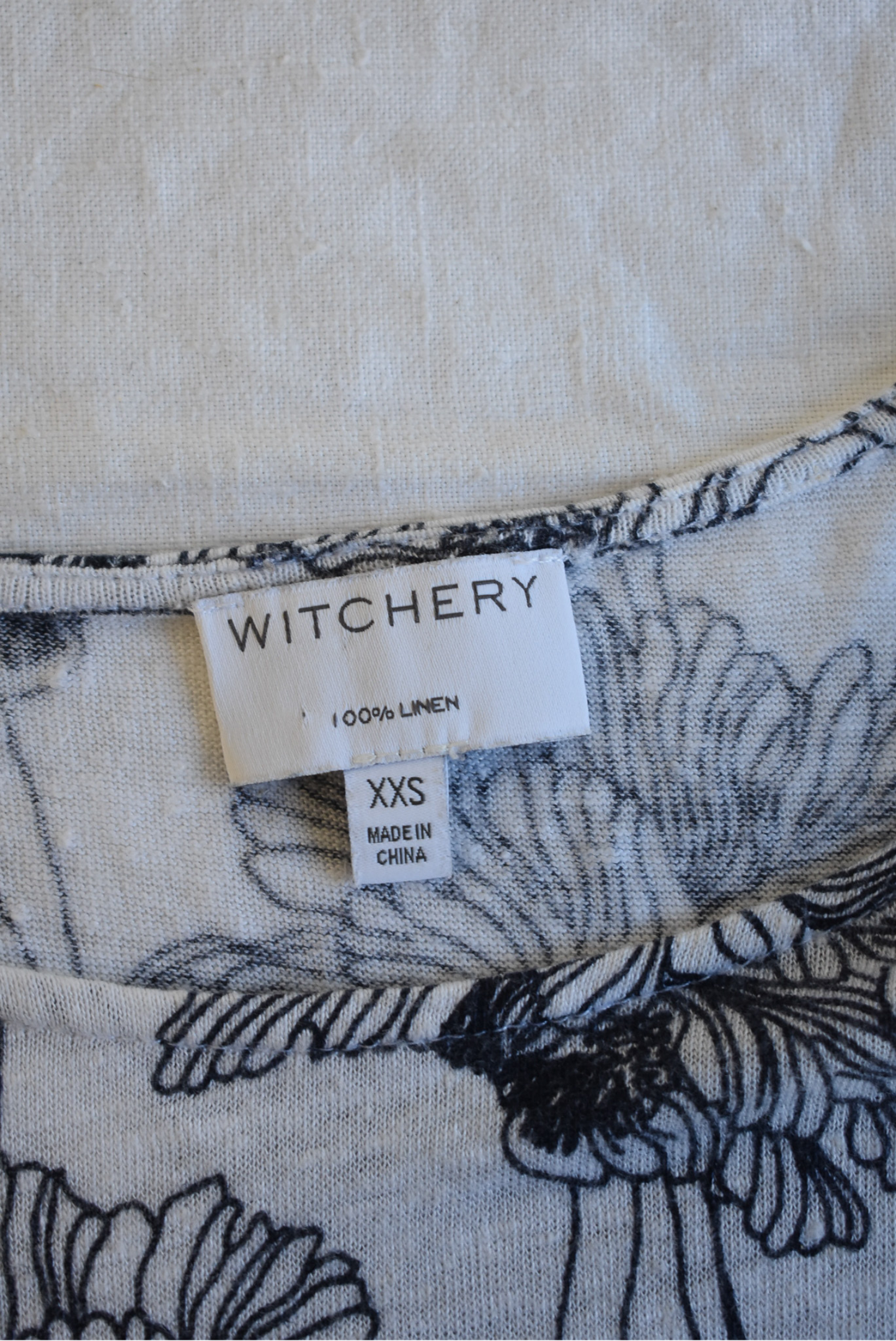 Witchery 100% linen floral top, XXS