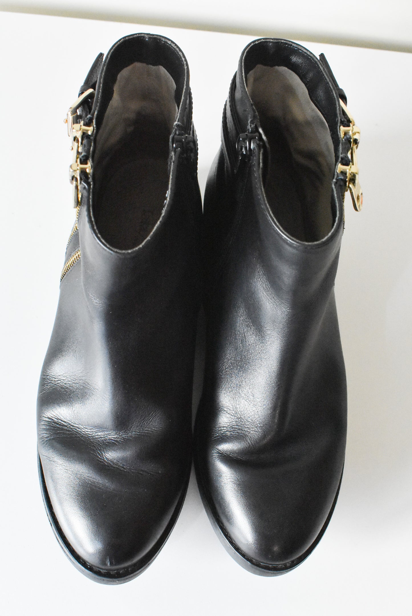 Tata zip and buckle boots, 235 (Korean size - NZ 4, EU 36)