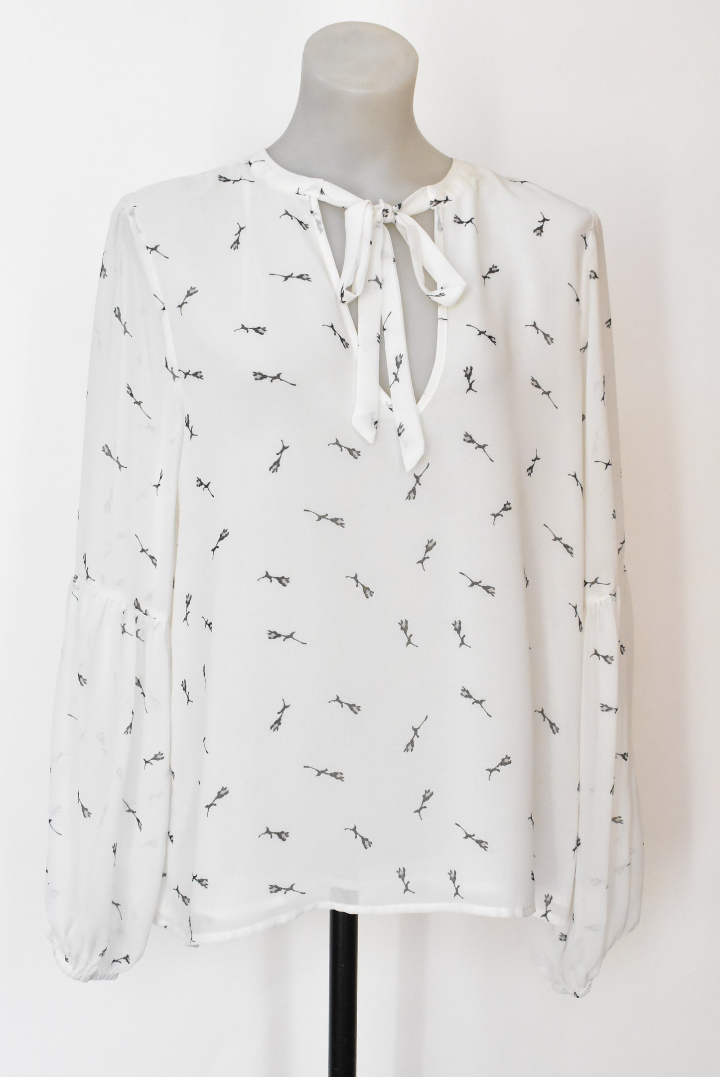 Glassons white peasant sleeve top, M