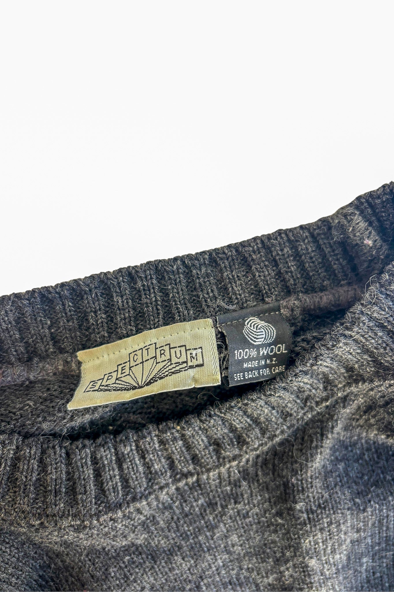 Spectrum NZ made heavy wool jumper, XL